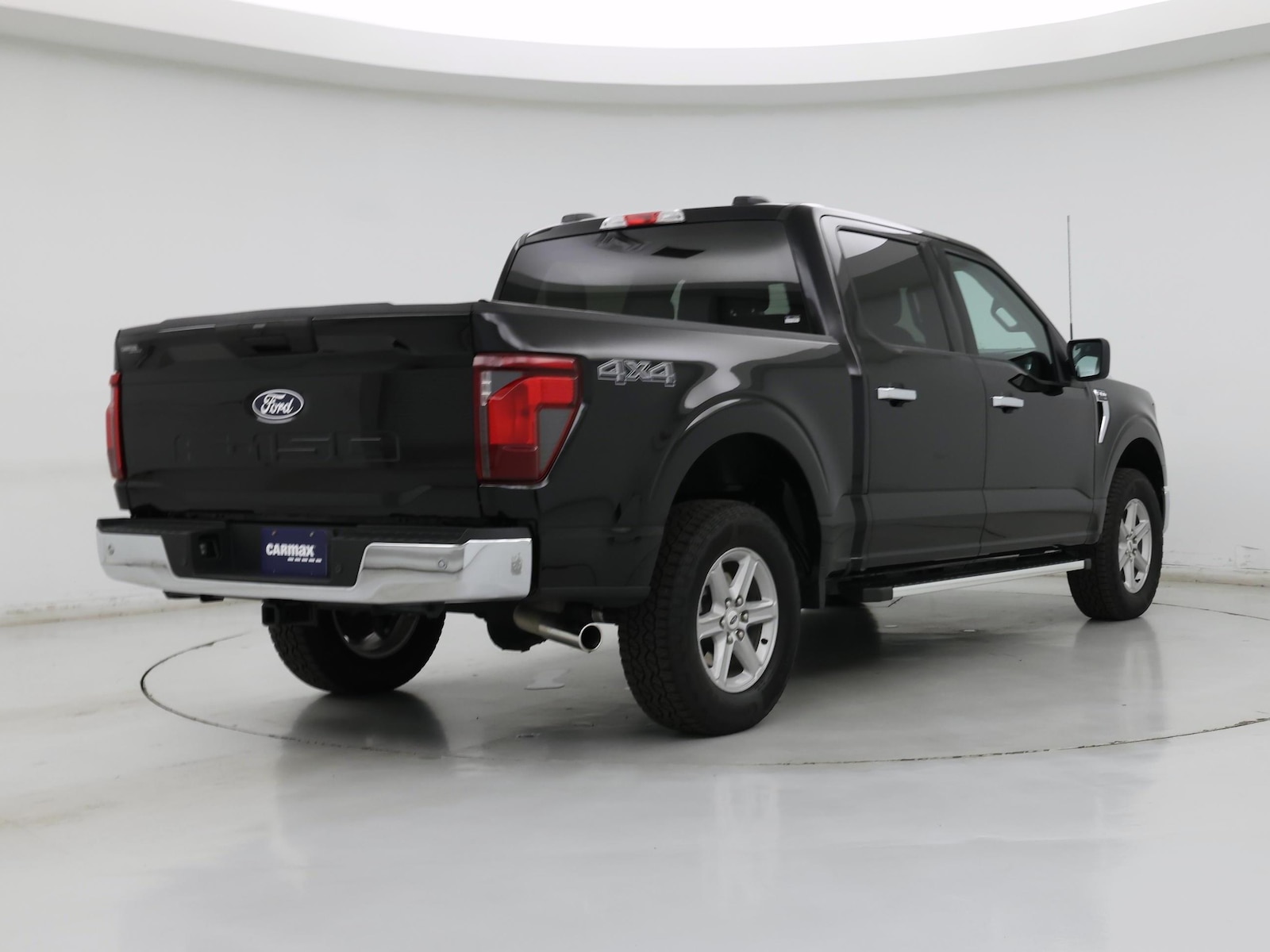 2025 Ford F-150 XLT - Photo 9
