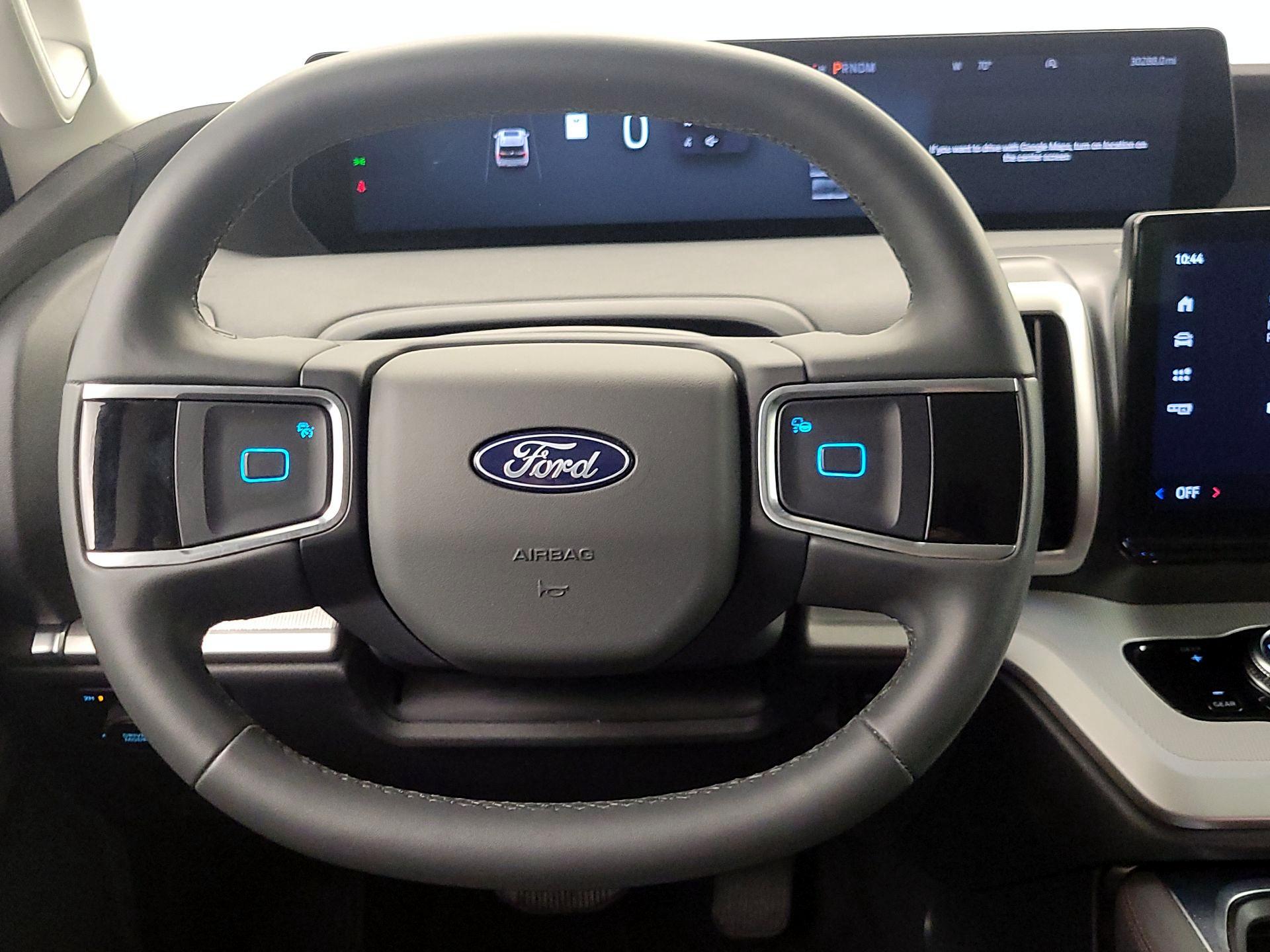 Thumbnail: 2025 Ford Expedition - 10