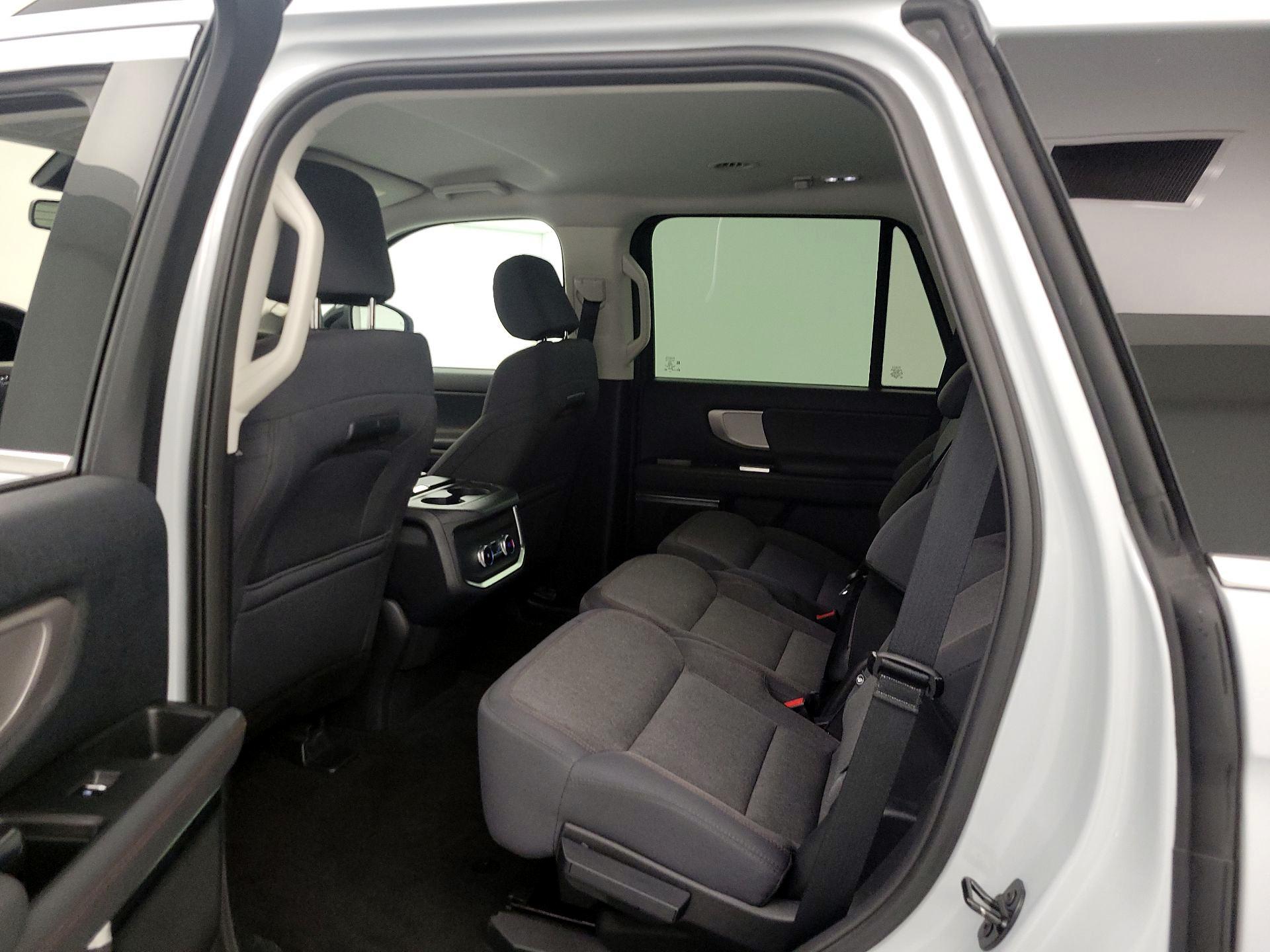 Thumbnail: 2025 Ford Expedition - 19