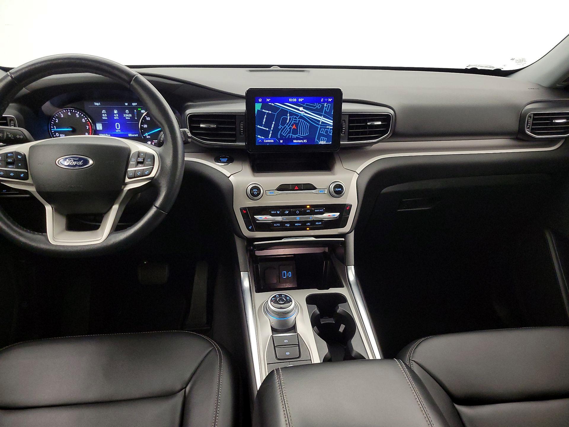 Thumbnail: 2023 Ford Explorer - 9