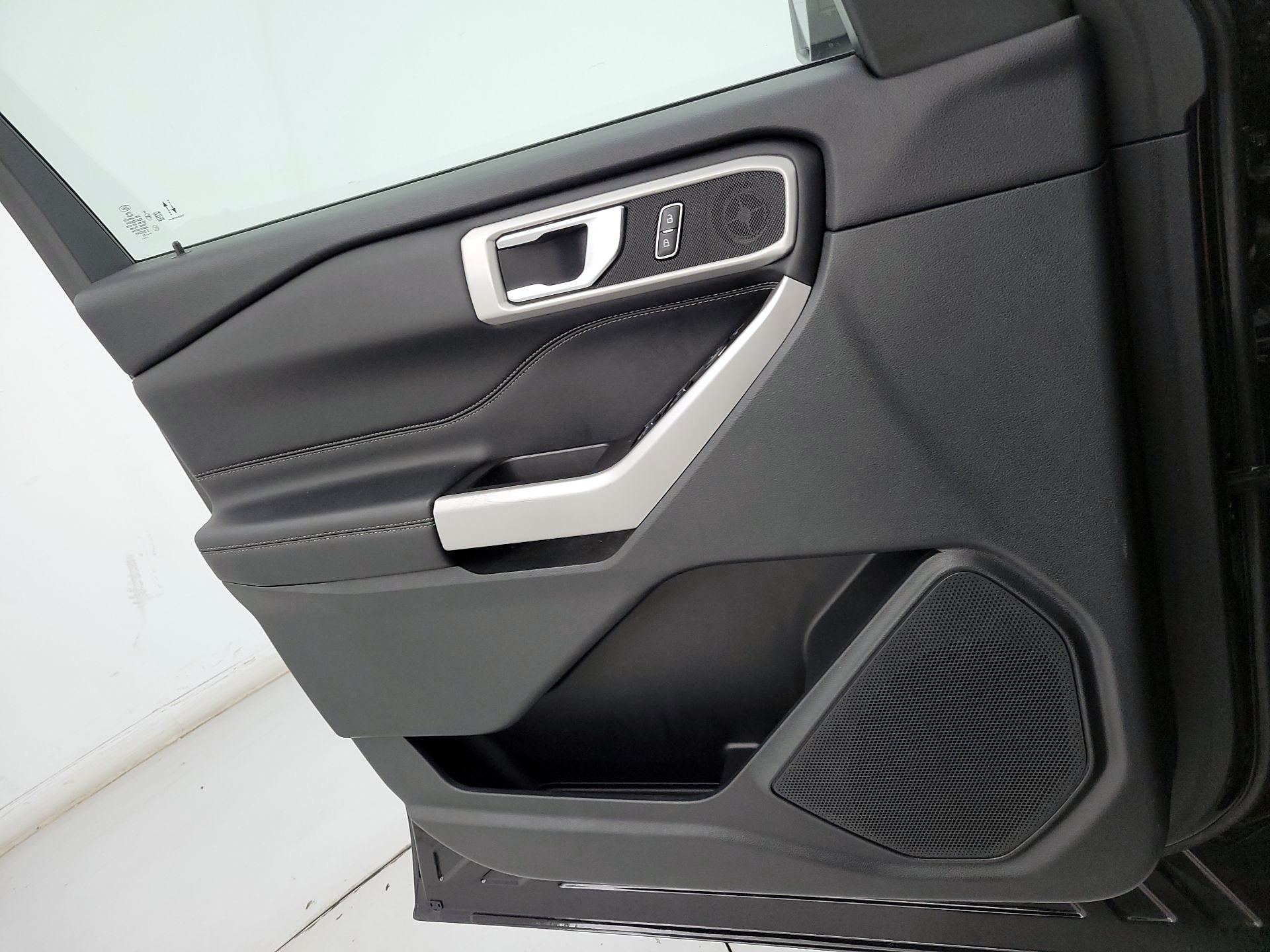 Thumbnail: 2023 Ford Explorer - 12