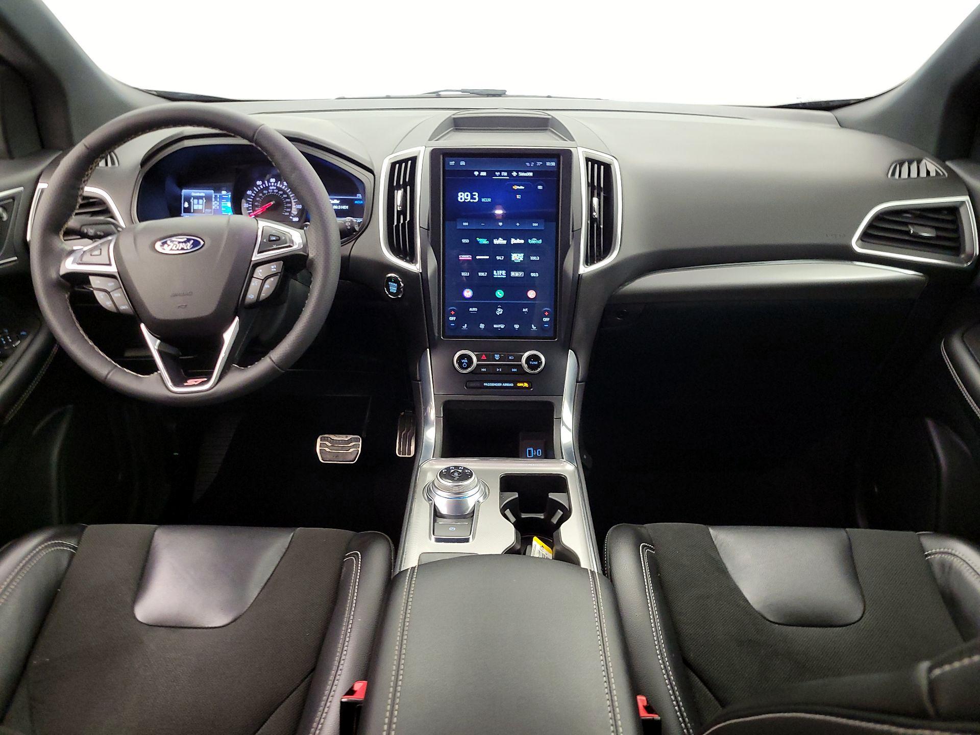 Thumbnail: 2023 Ford Edge - 9