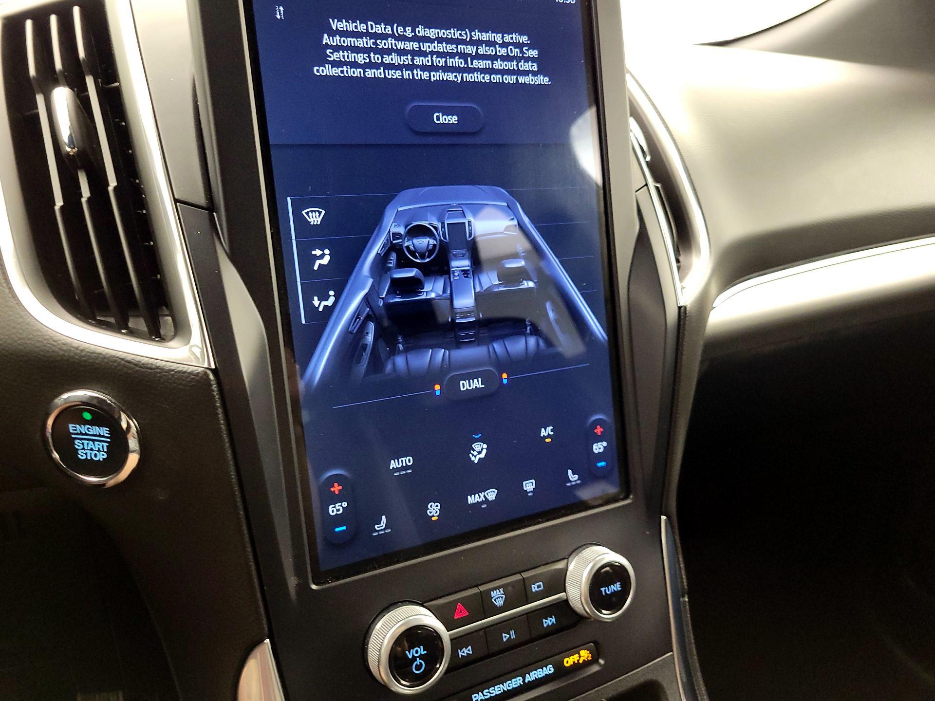 Thumbnail: 2023 Ford Edge - 16