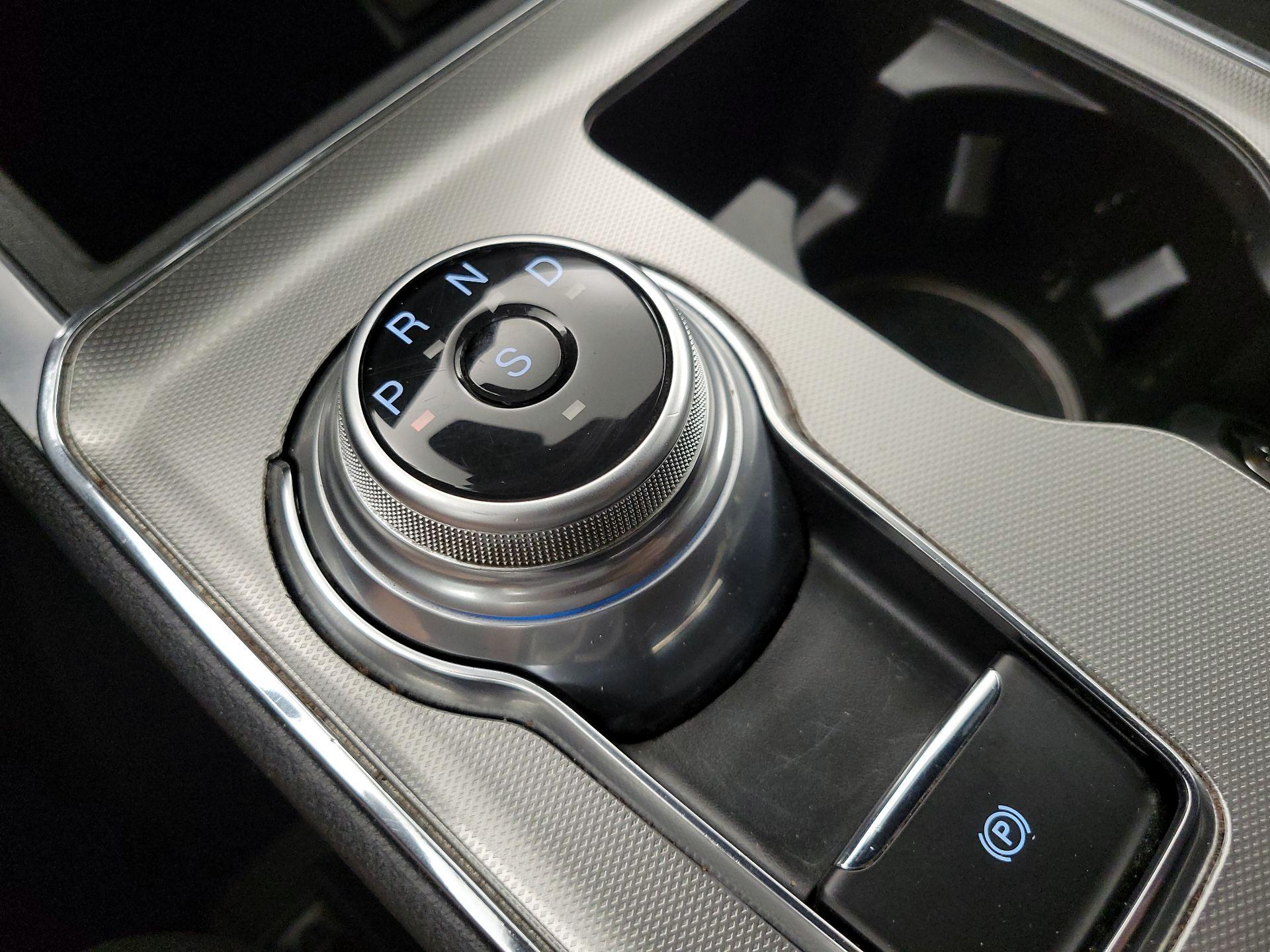 Thumbnail: 2023 Ford Edge - 17