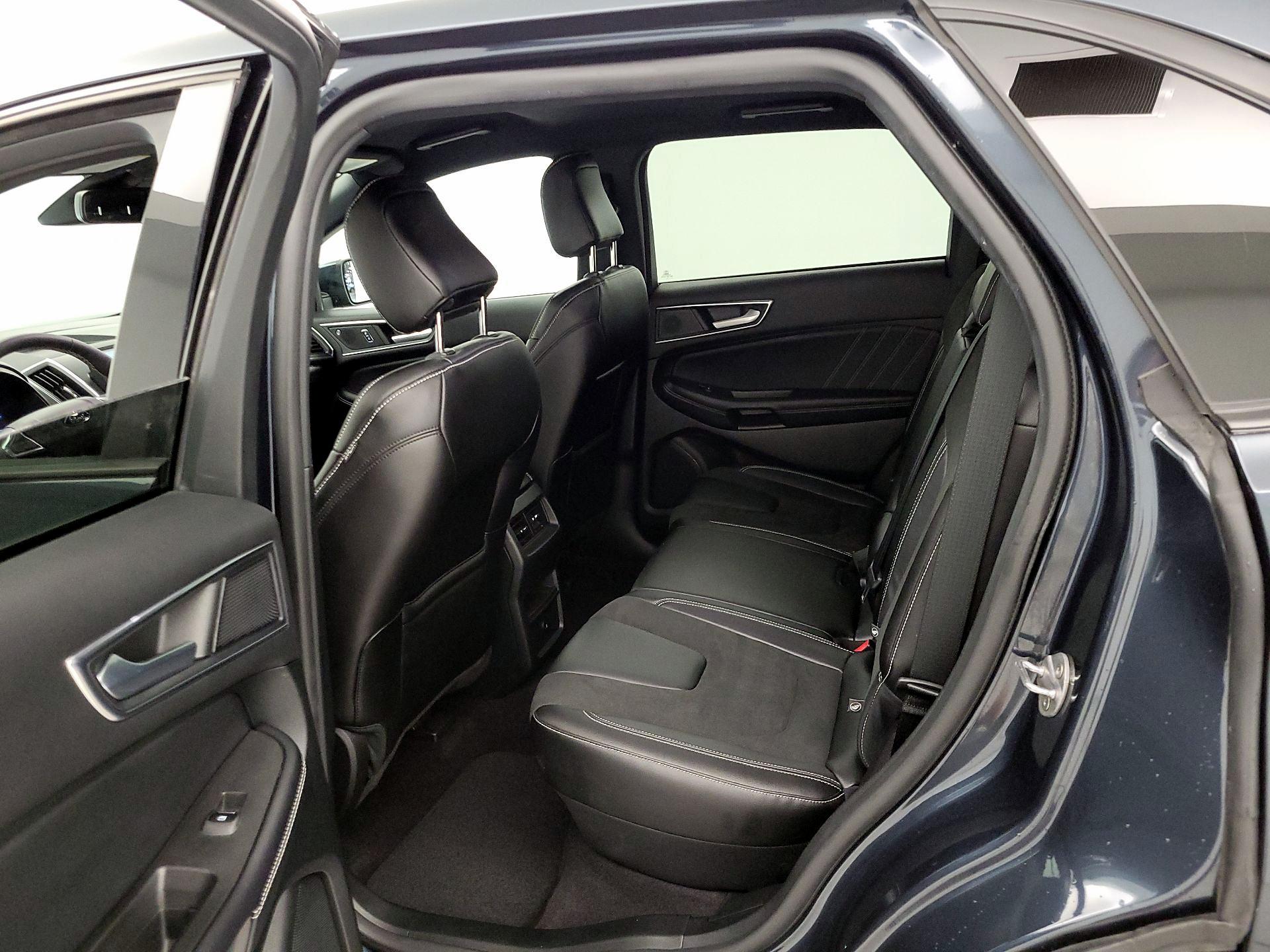 Thumbnail: 2023 Ford Edge - 19