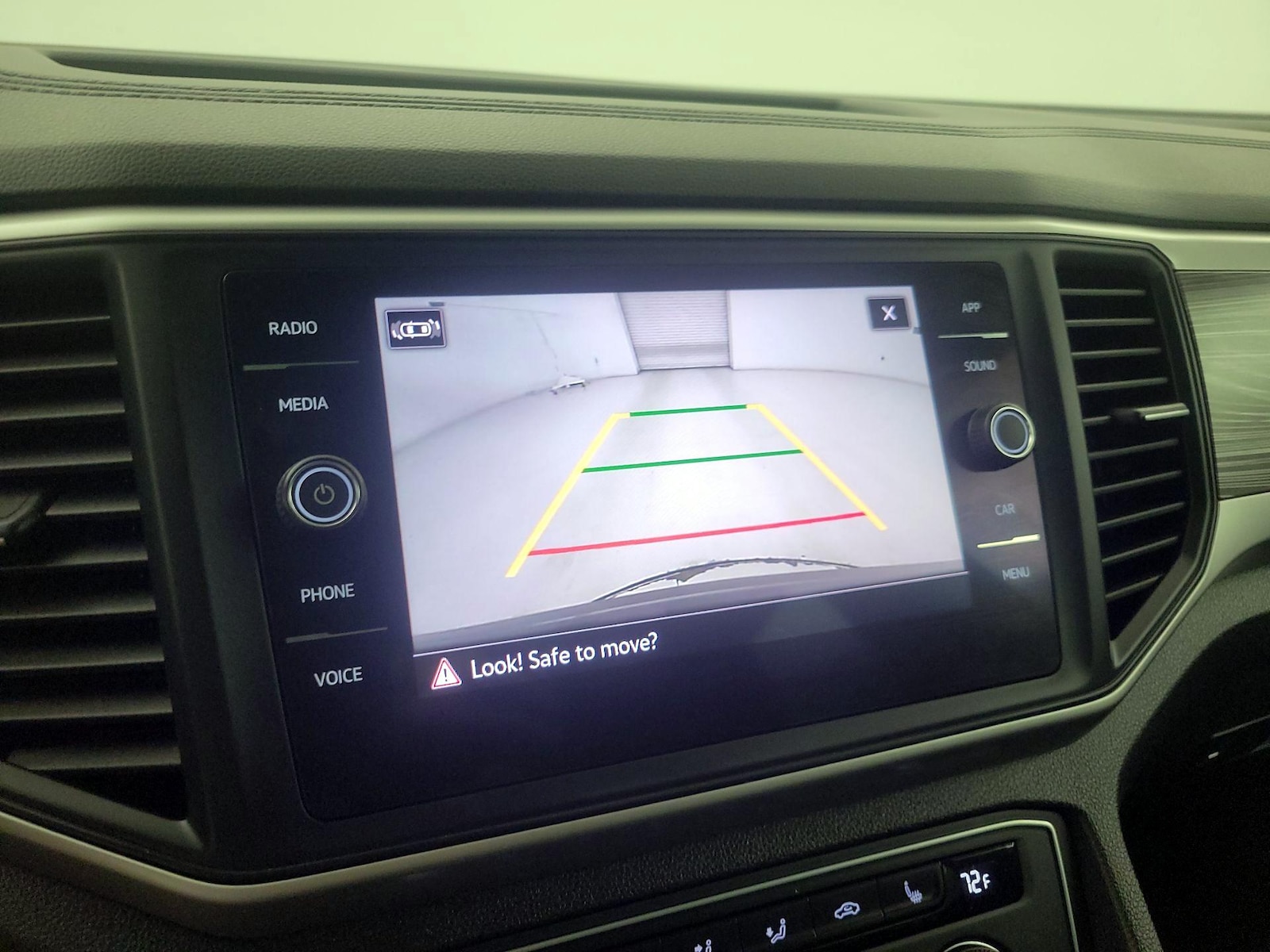 2021 Volkswagen Atlas Cross Sport SE w/Tech - Photo 14
