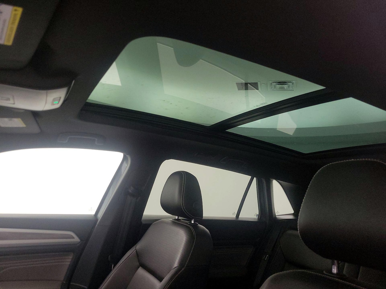 2021 Volkswagen Atlas Cross Sport SE w/Tech - Photo 19