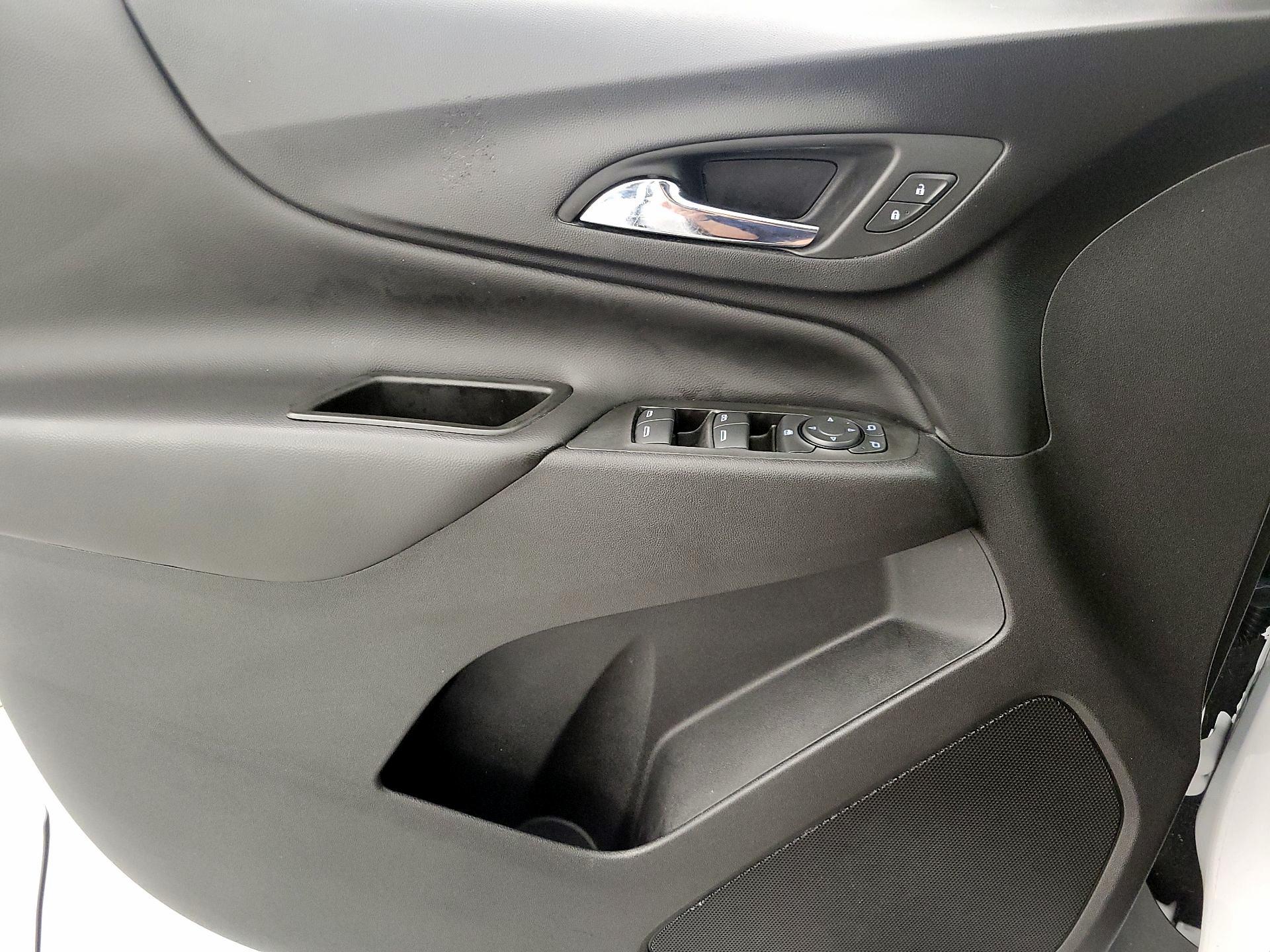 Thumbnail: 2022 Chevrolet Equinox - 12