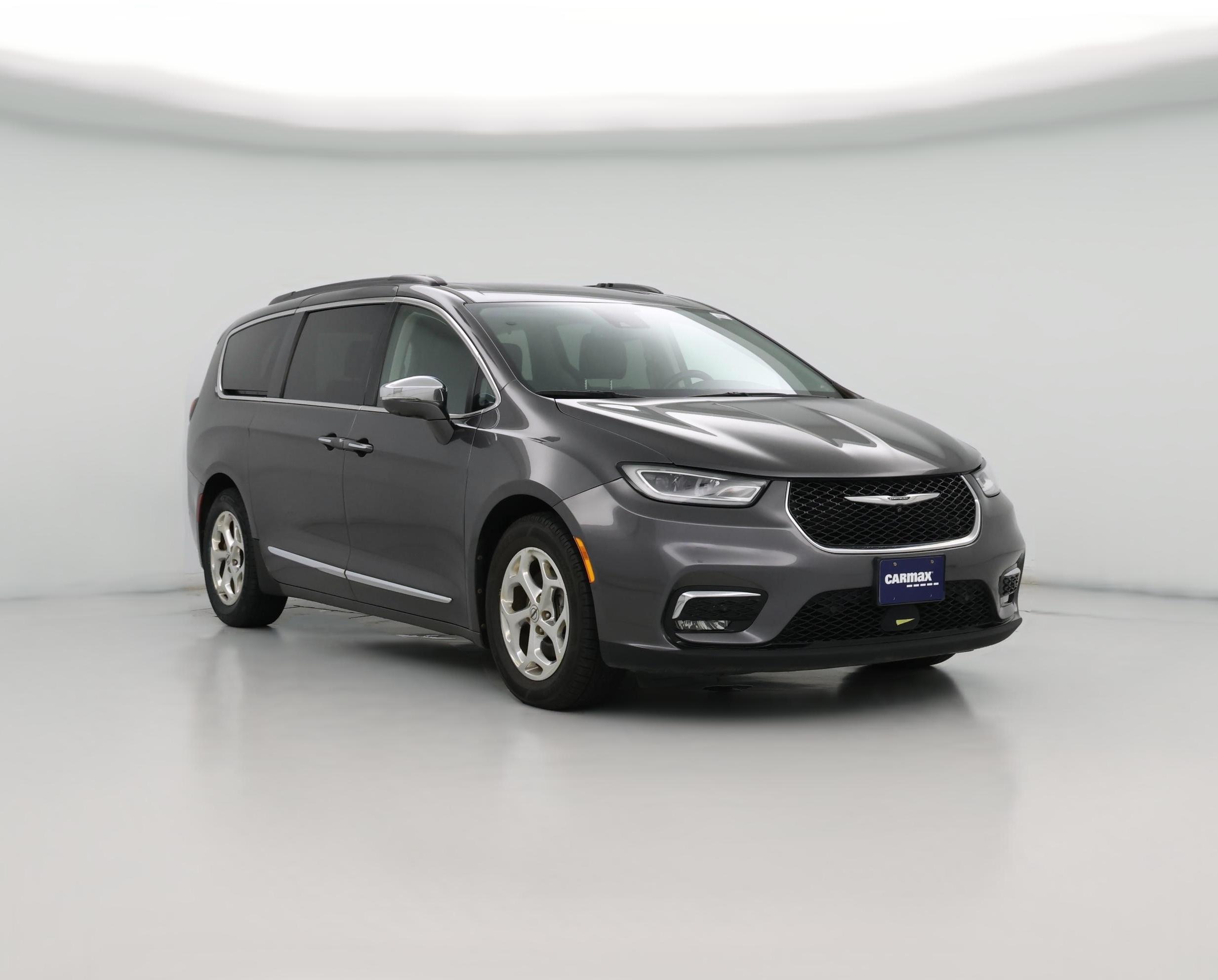 Thumbnail: 2022 Chrysler Pacifica - 1