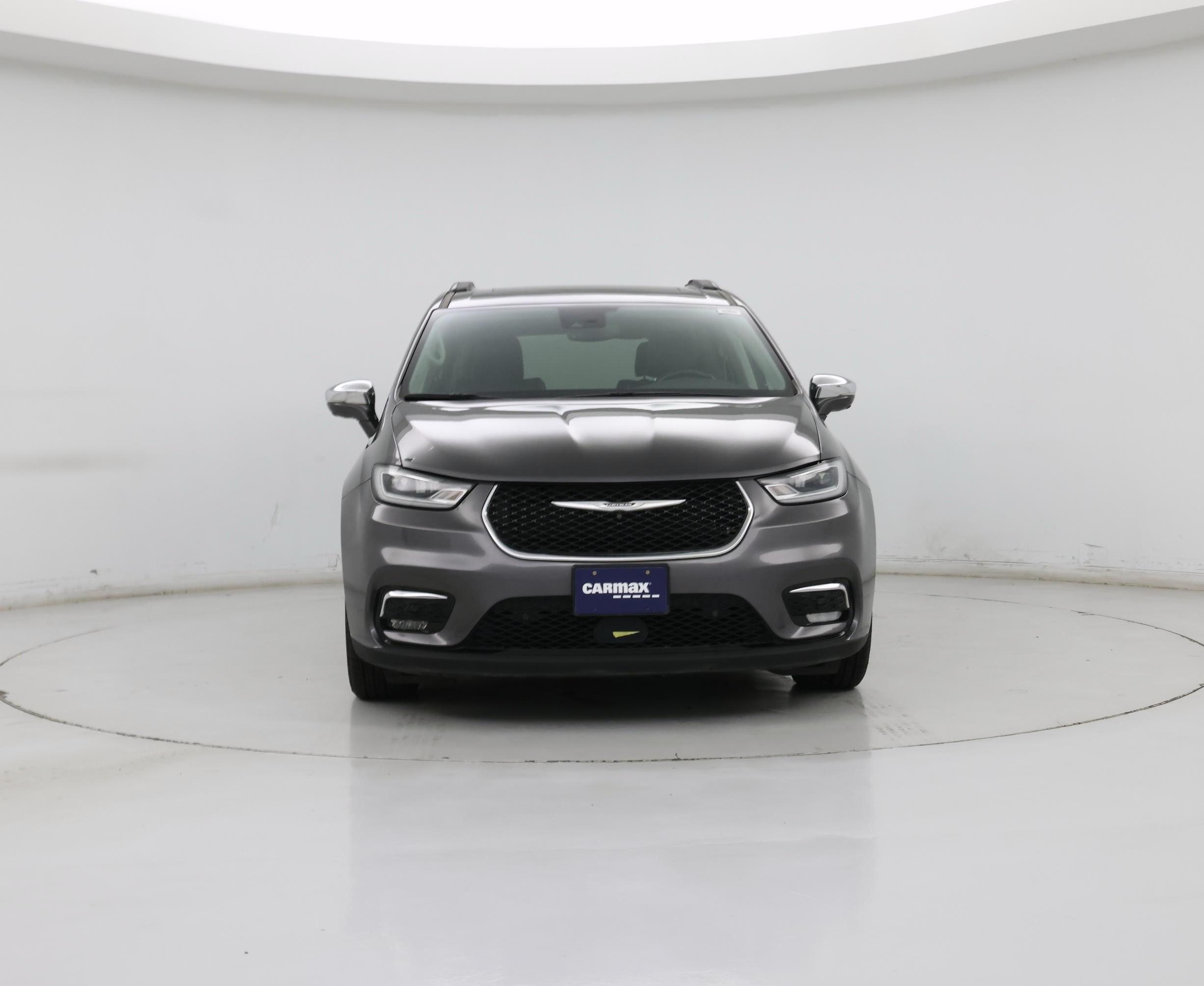 Thumbnail: 2022 Chrysler Pacifica - 5