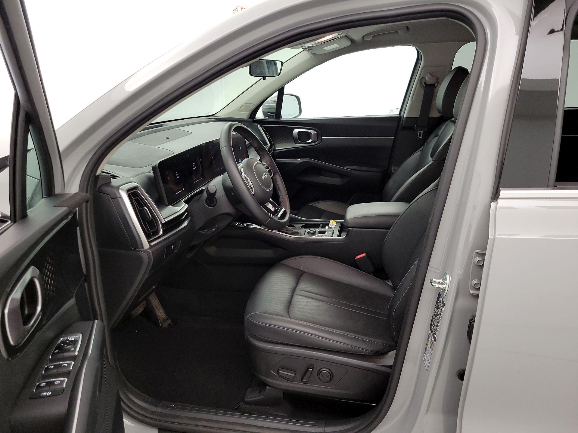 Thumbnail: 2025 Kia Sorento - 11
