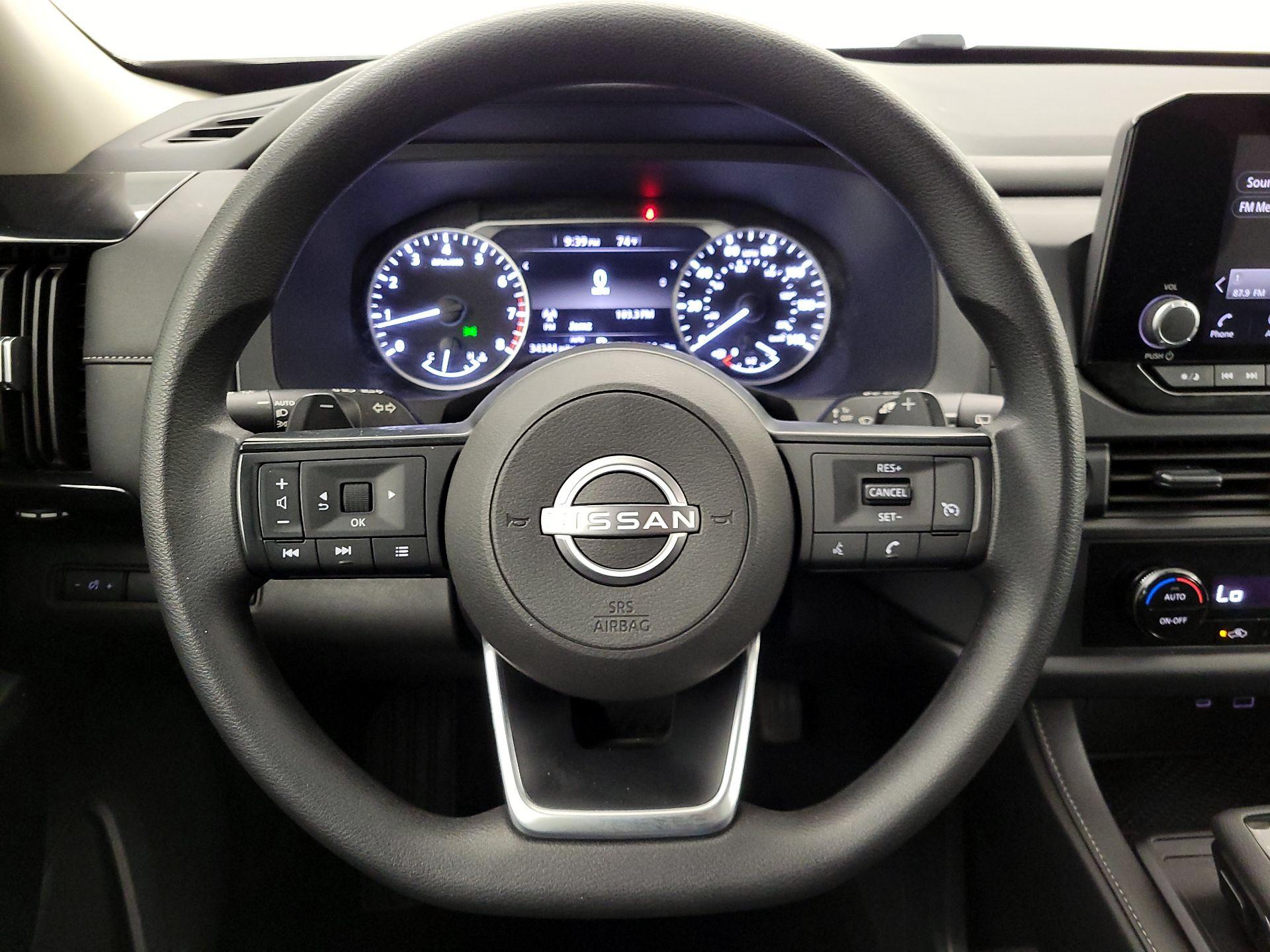 Thumbnail: 2024 Nissan Pathfinder - 10