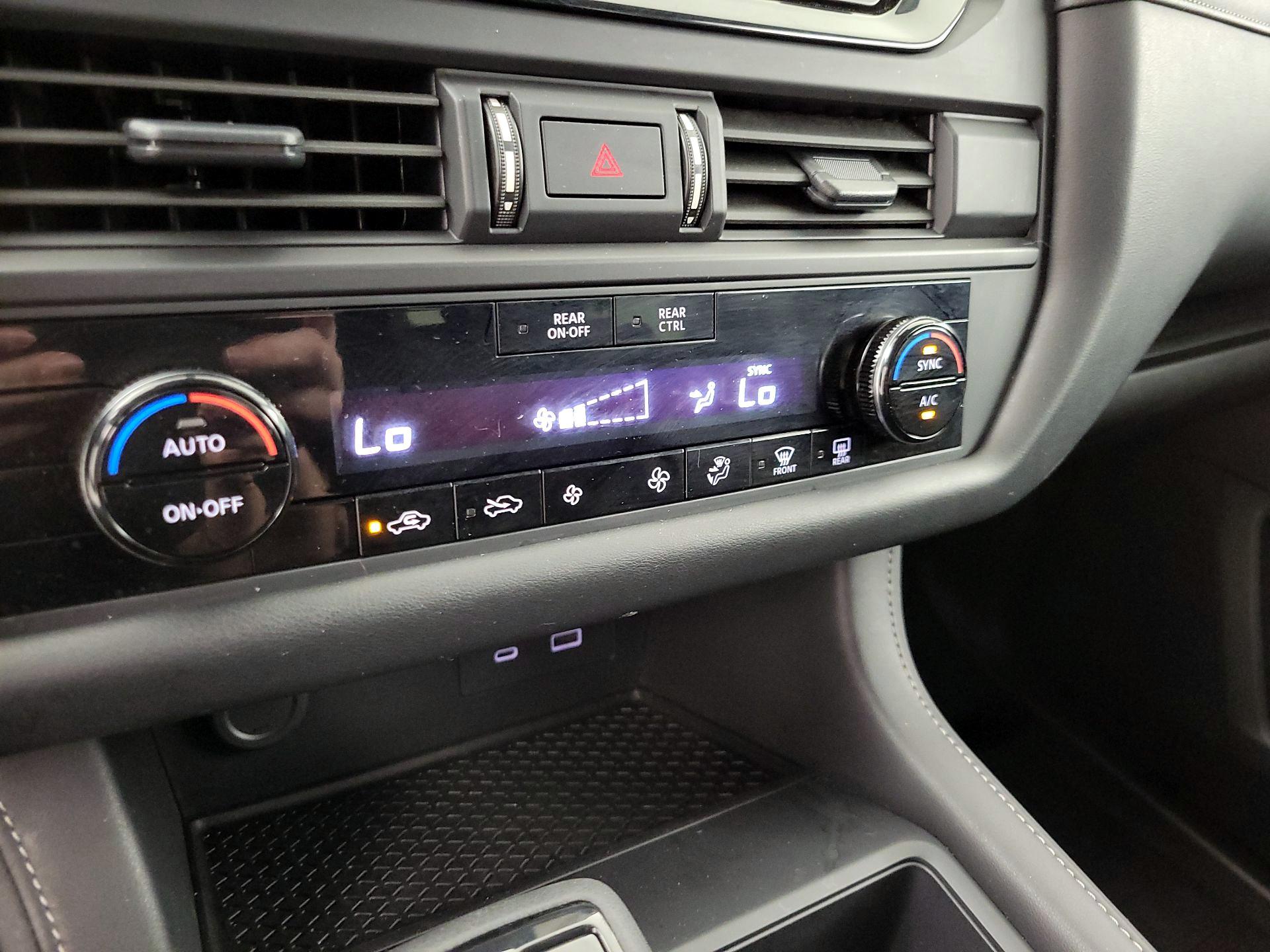 Thumbnail: 2024 Nissan Pathfinder - 16