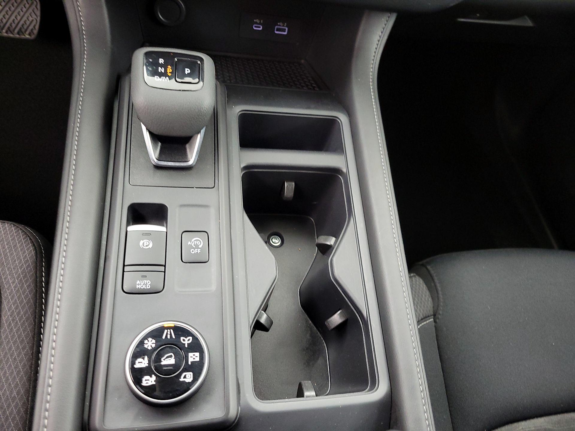 Thumbnail: 2024 Nissan Pathfinder - 17