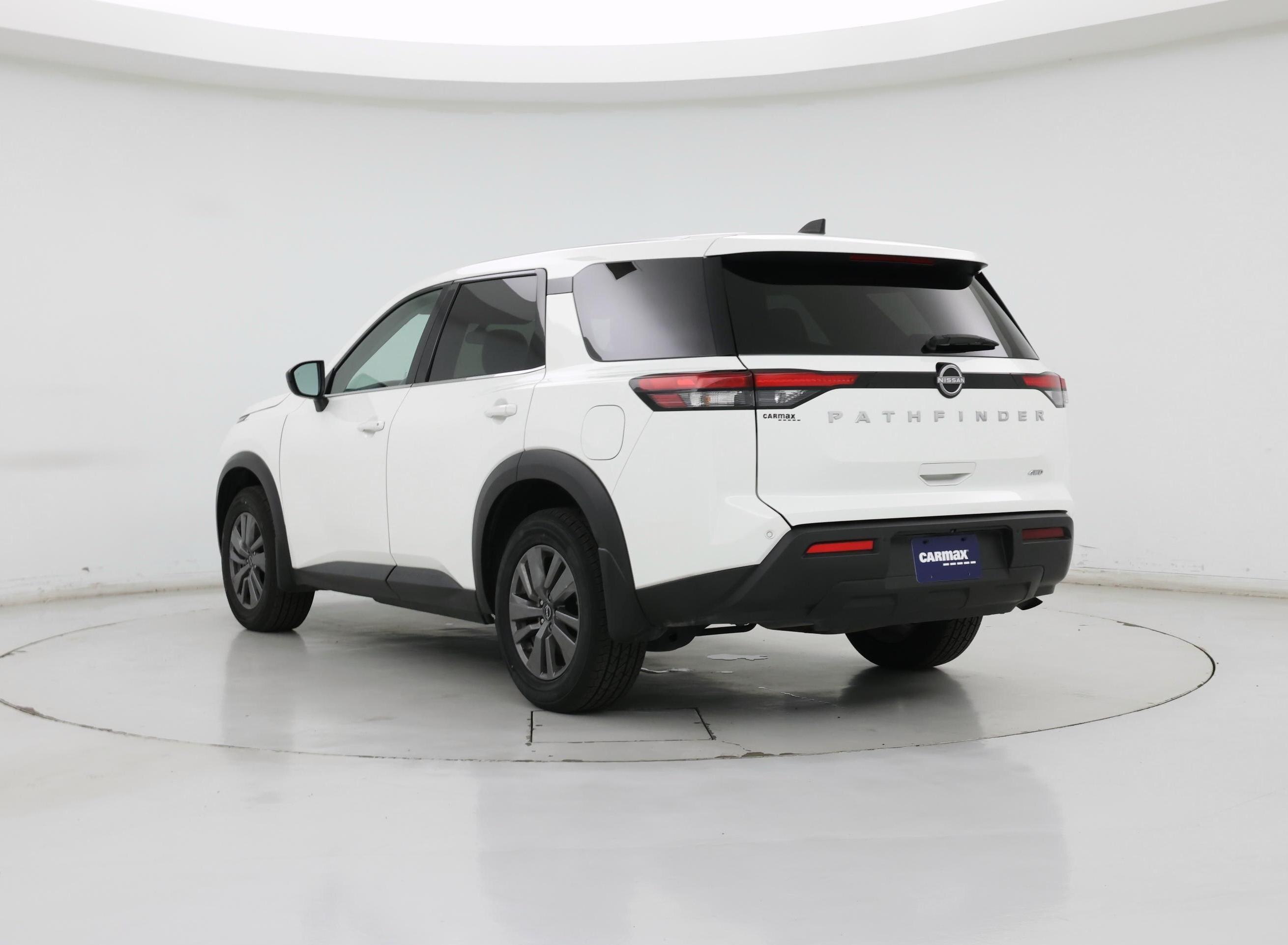 Thumbnail: 2024 Nissan Pathfinder - 2