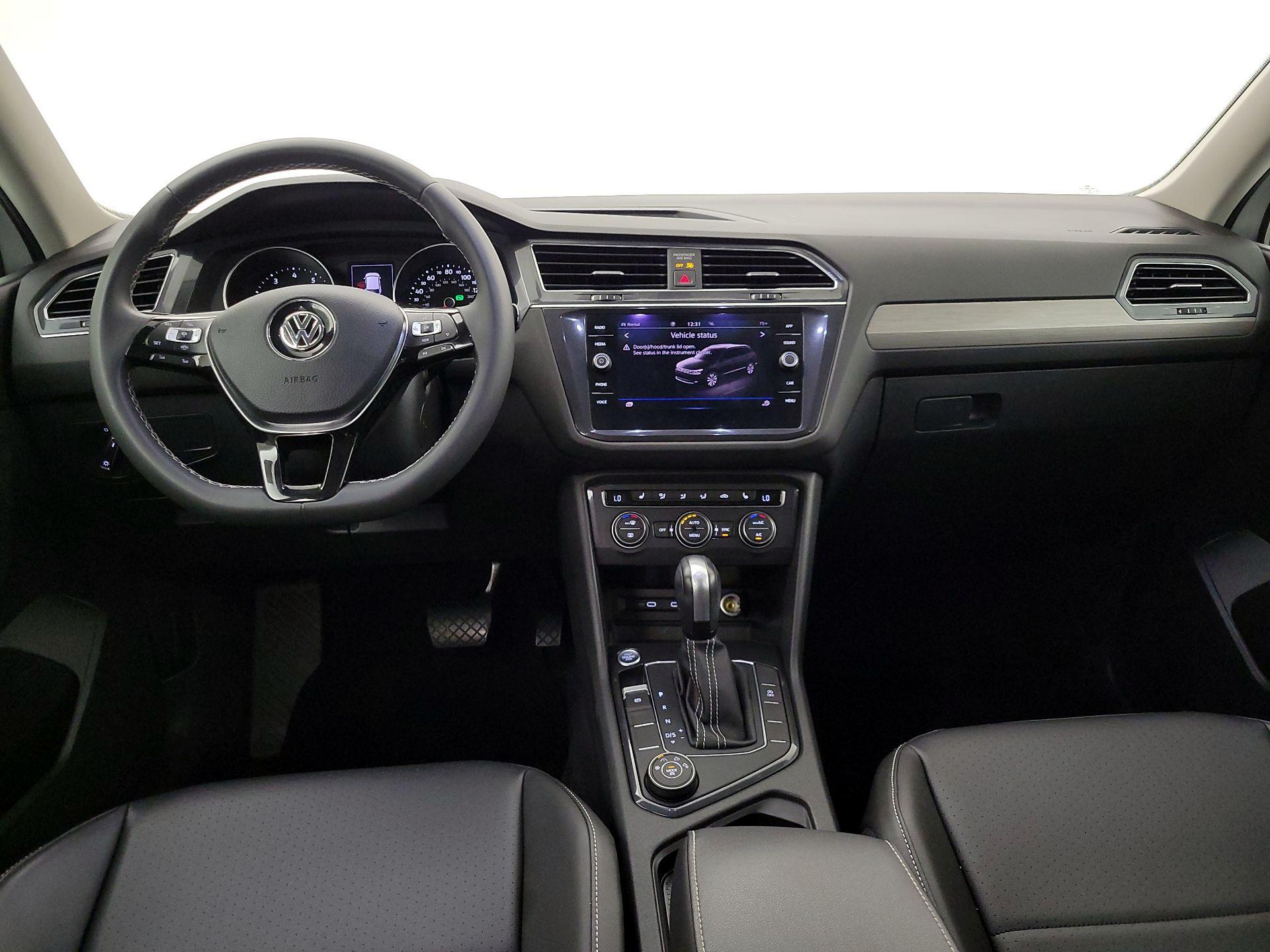 Thumbnail: 2021 Volkswagen Tiguan - 9