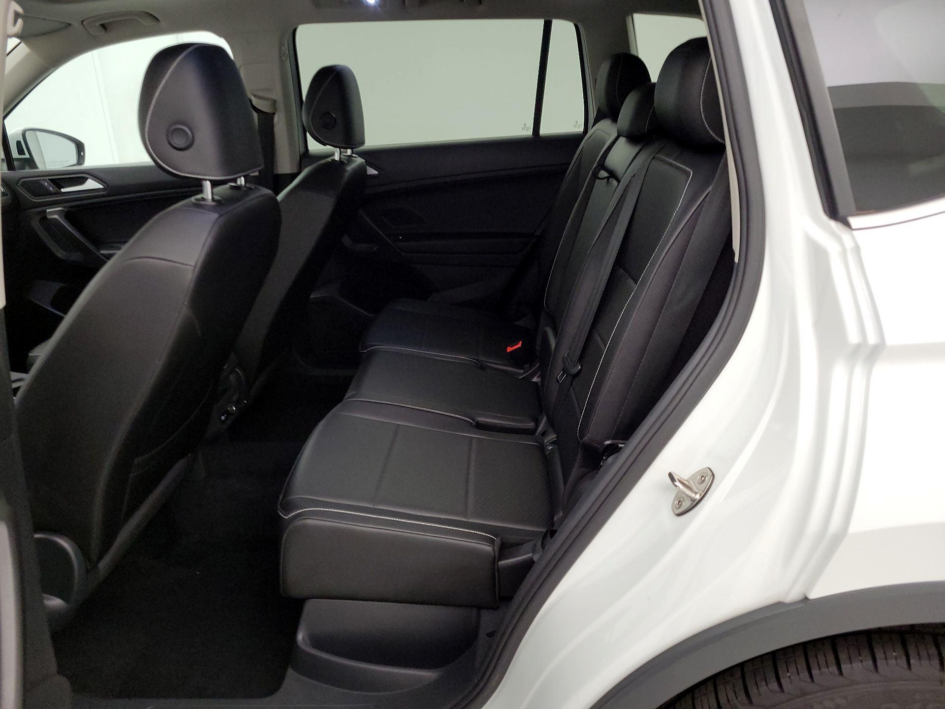 Thumbnail: 2021 Volkswagen Tiguan - 19