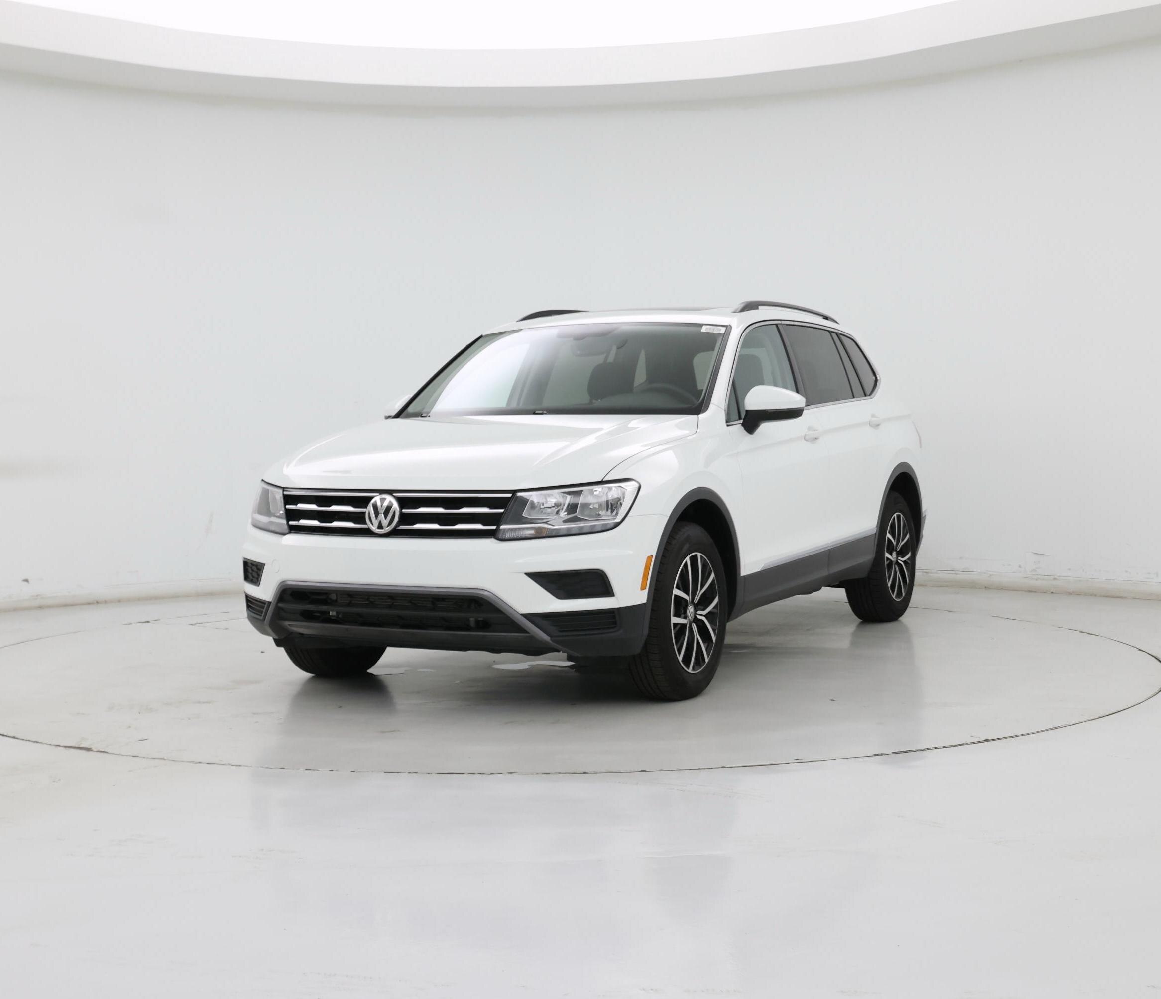 Thumbnail: 2021 Volkswagen Tiguan - 4