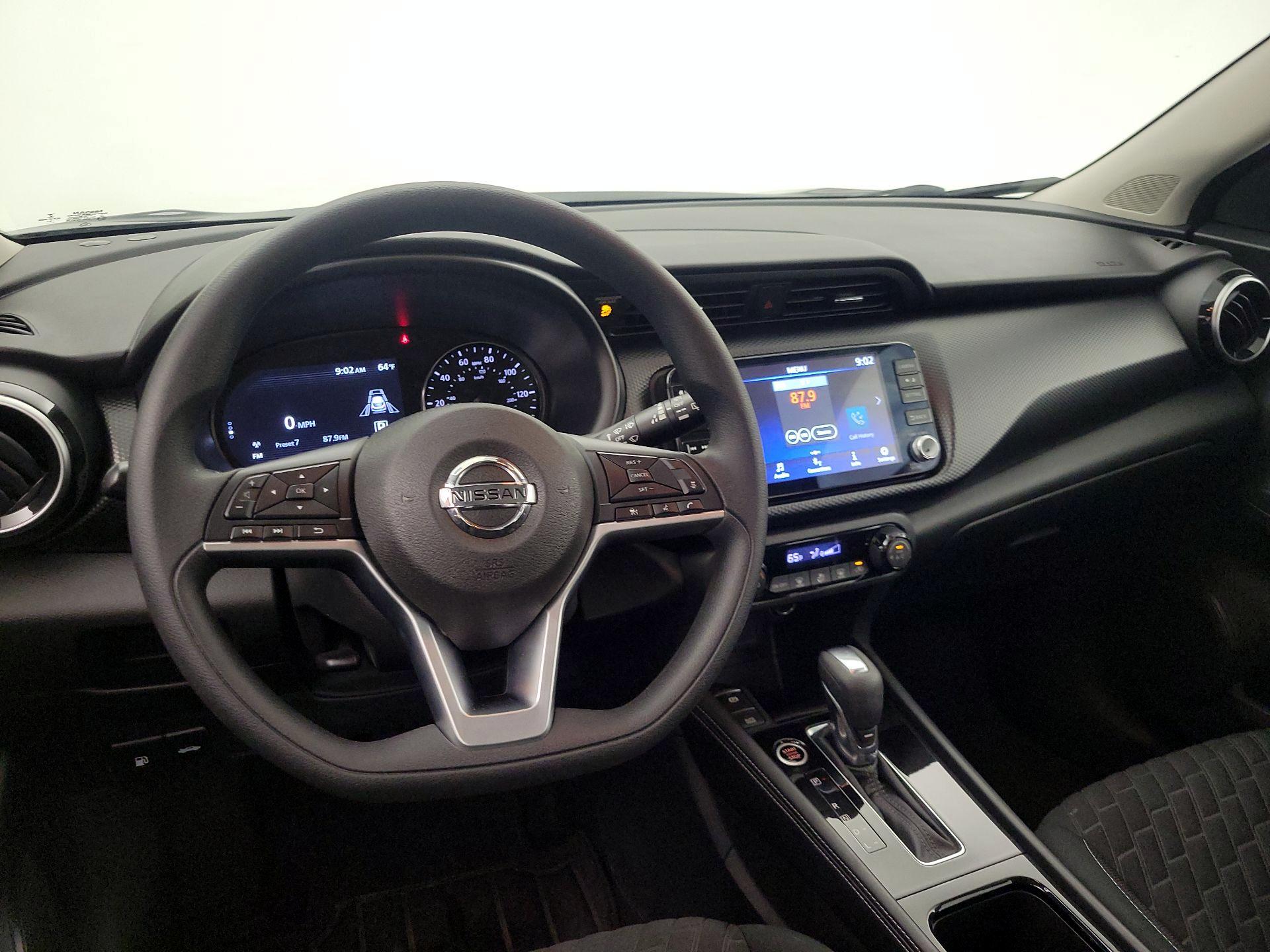 Thumbnail: 2021 Nissan Kicks - 9