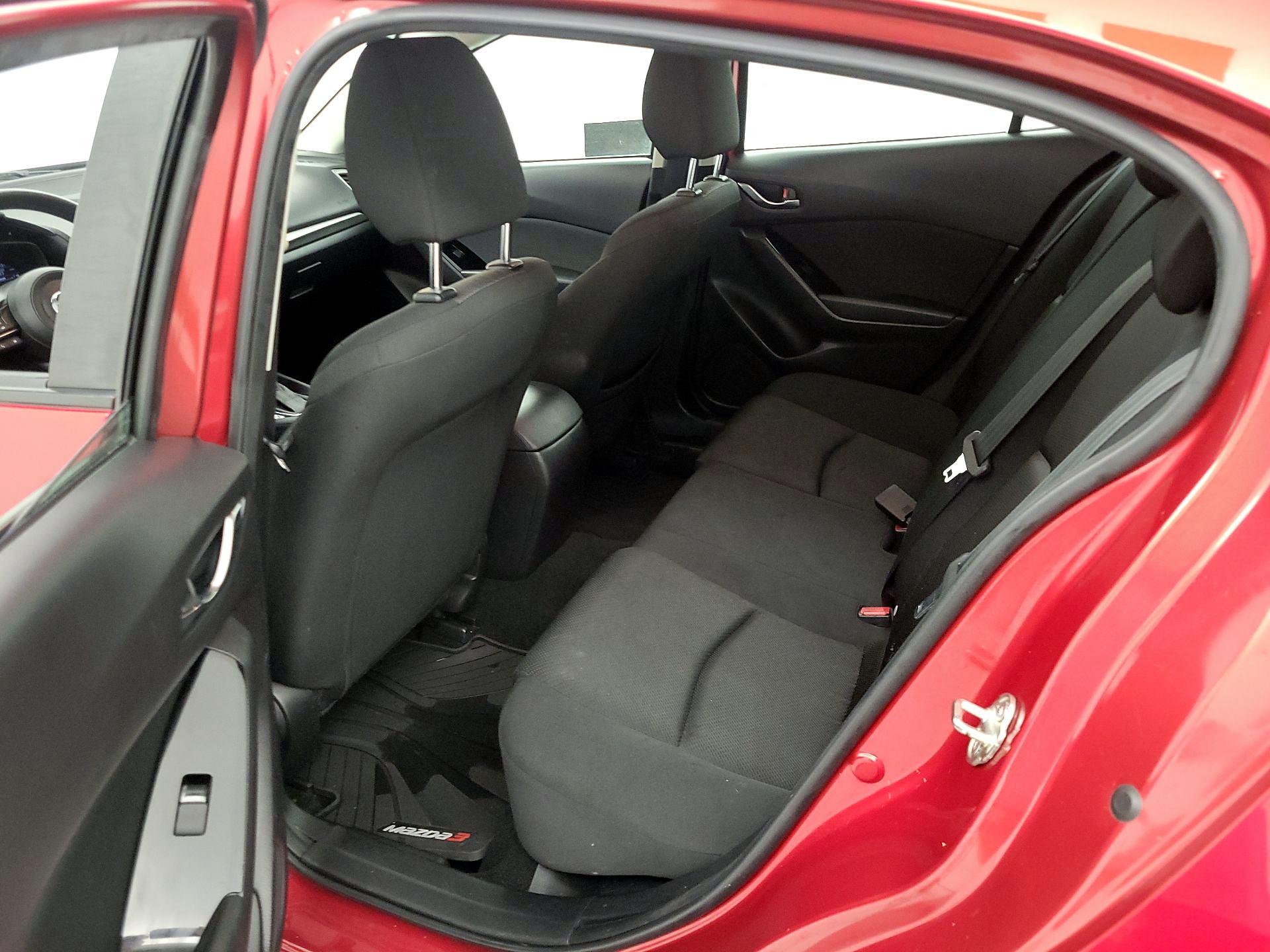 Thumbnail: 2018 Mazda Mazda3 - 18