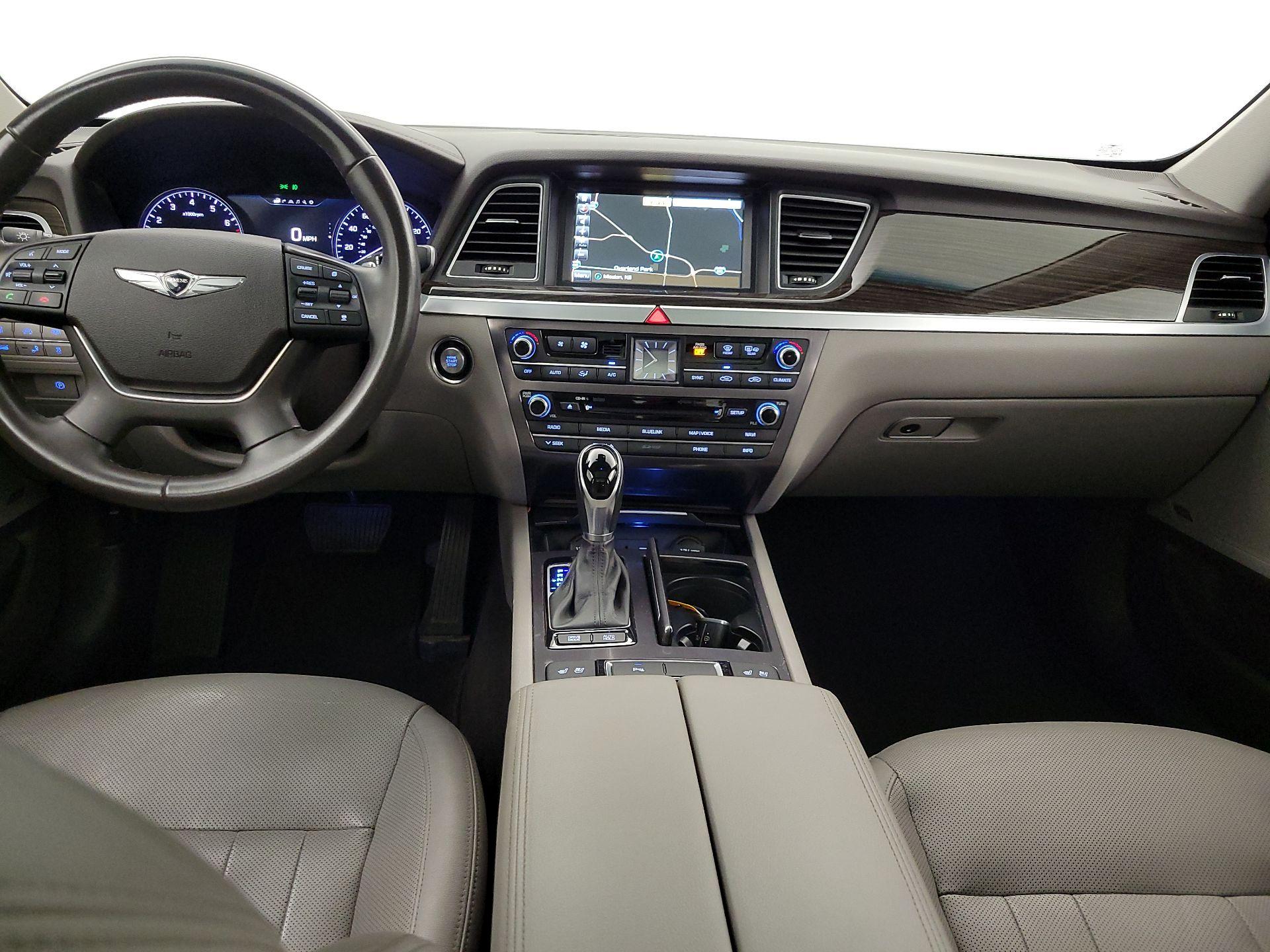 Thumbnail: 2017 Genesis G80 - 9