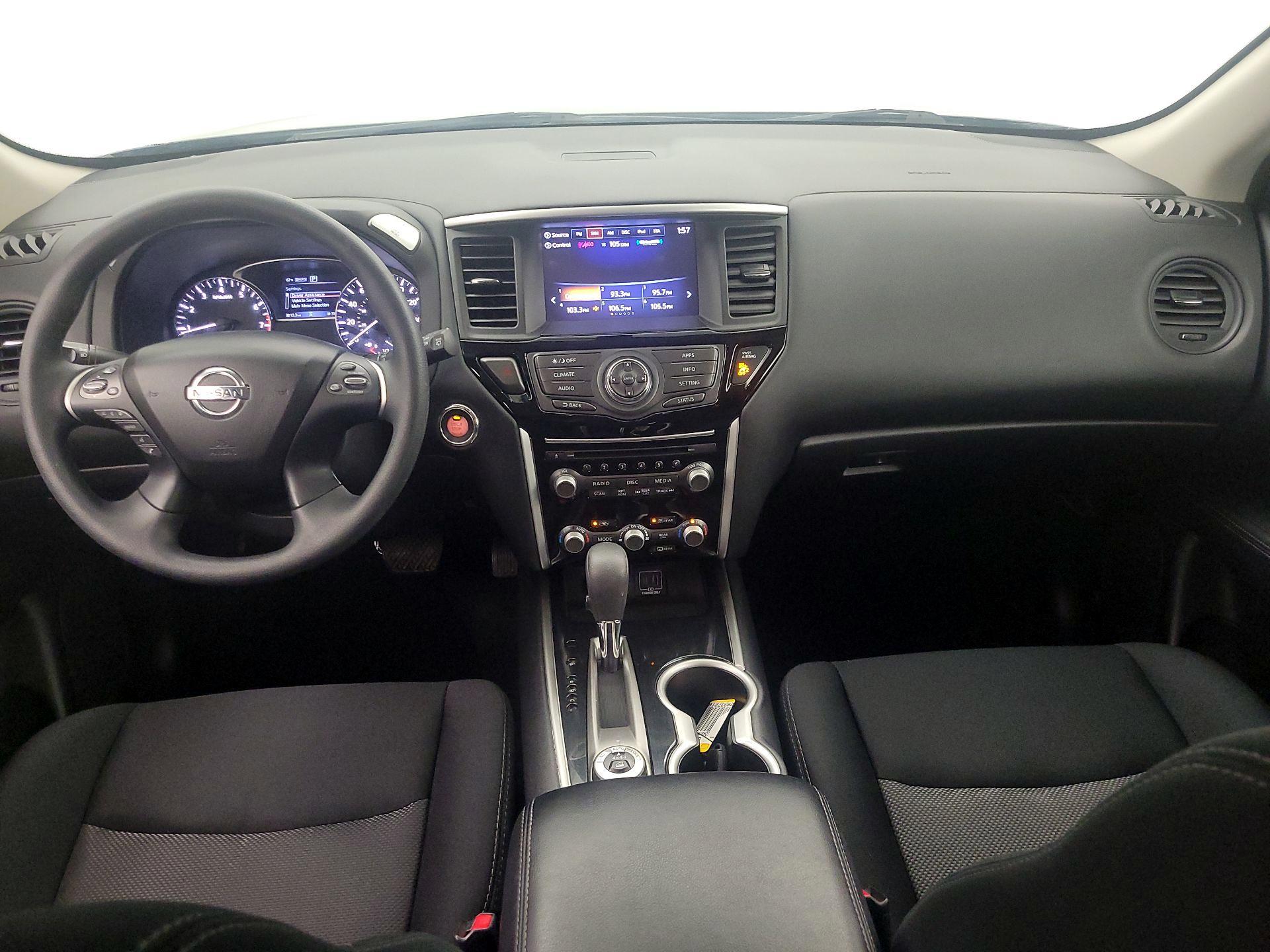 Thumbnail: 2019 Nissan Pathfinder - 9