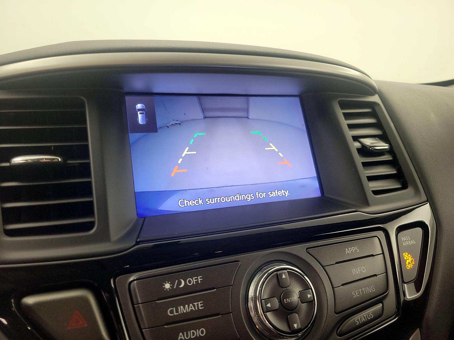 Thumbnail: 2019 Nissan Pathfinder - 13