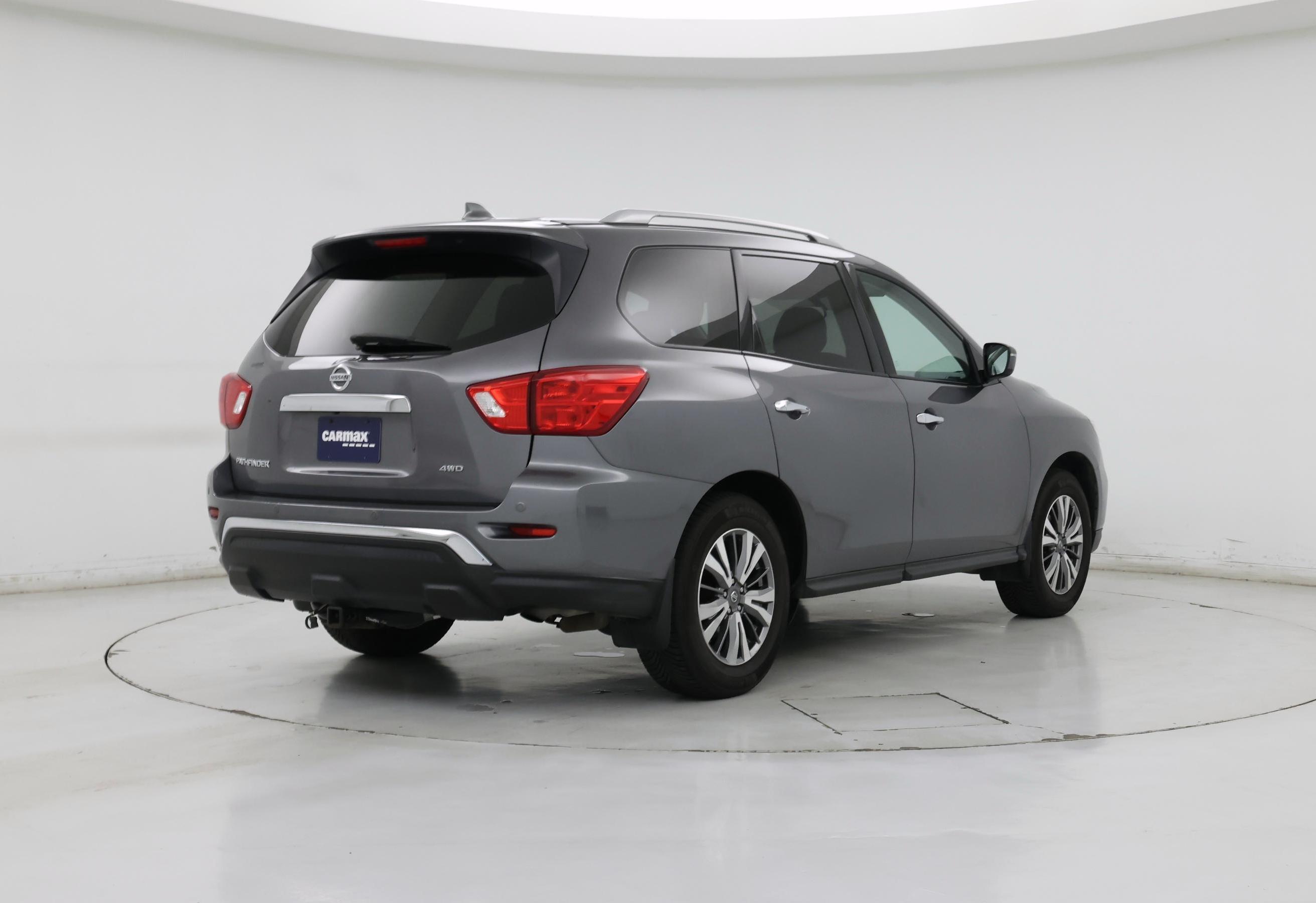 Thumbnail: 2019 Nissan Pathfinder - 8
