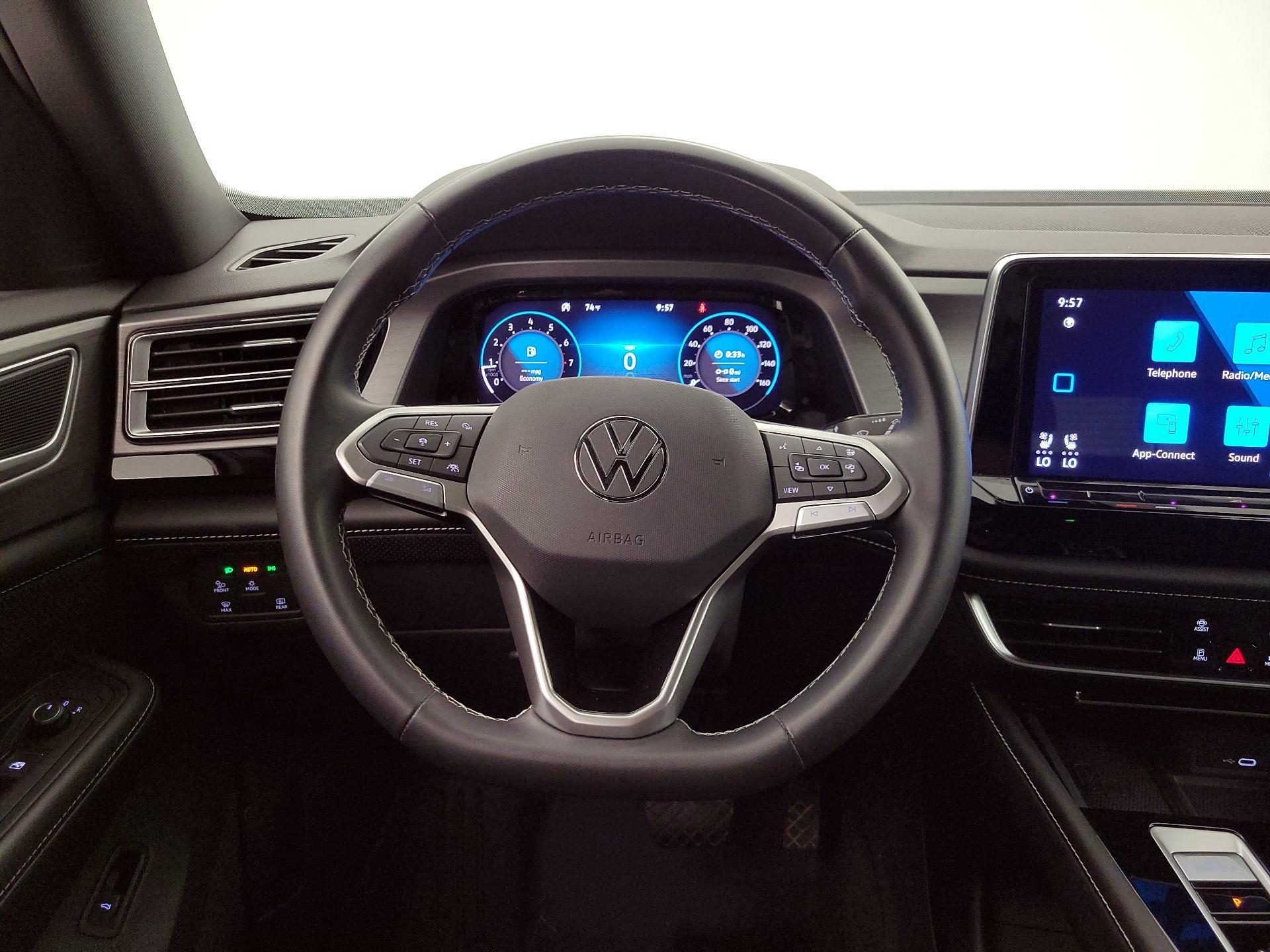 Thumbnail: 2024 Volkswagen Atlas - 10