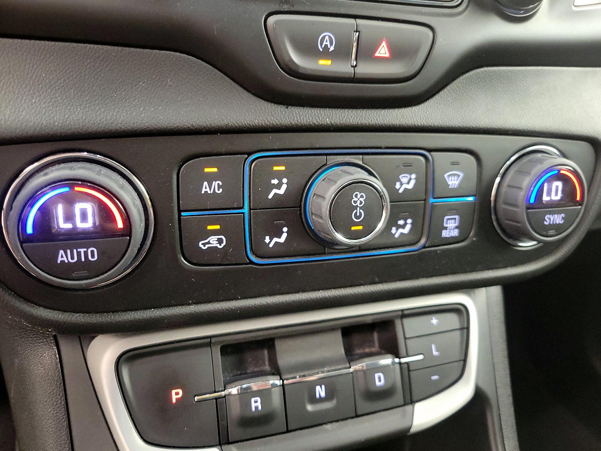 Thumbnail: 2023 GMC Terrain - 16