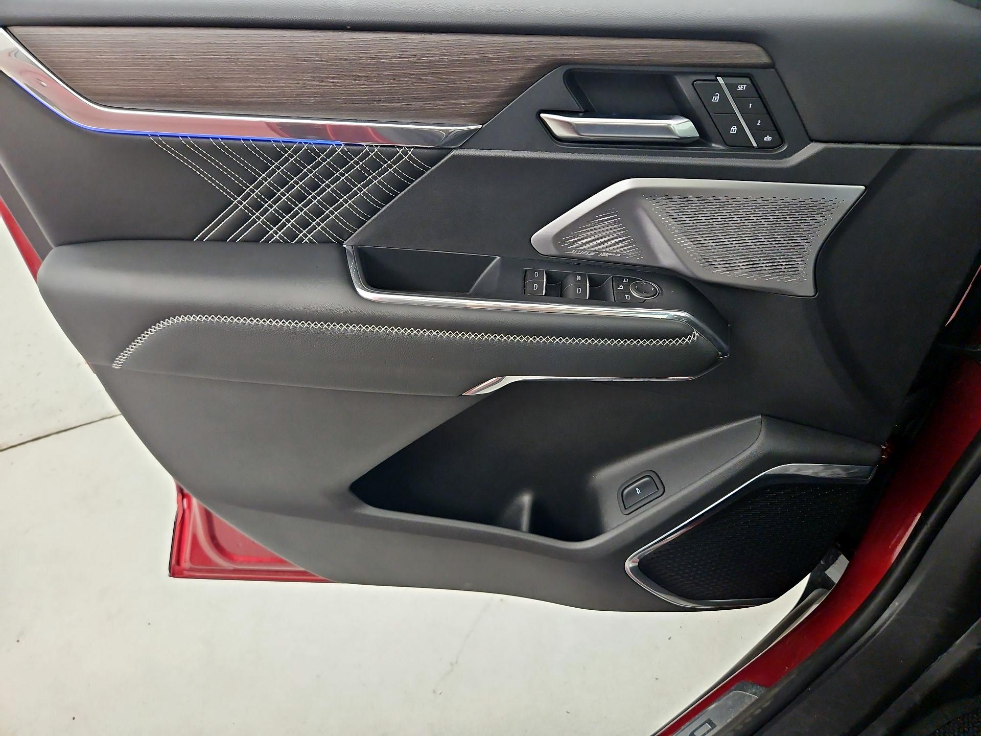 Thumbnail: 2025 GMC Acadia - 12