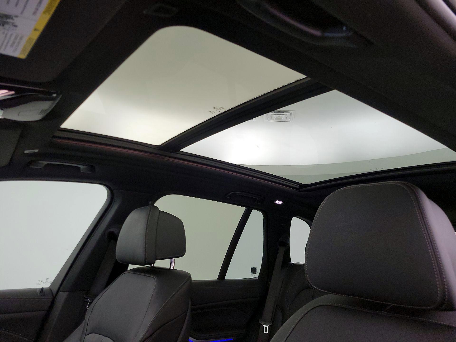 Thumbnail: 2021 BMW X5 - 20