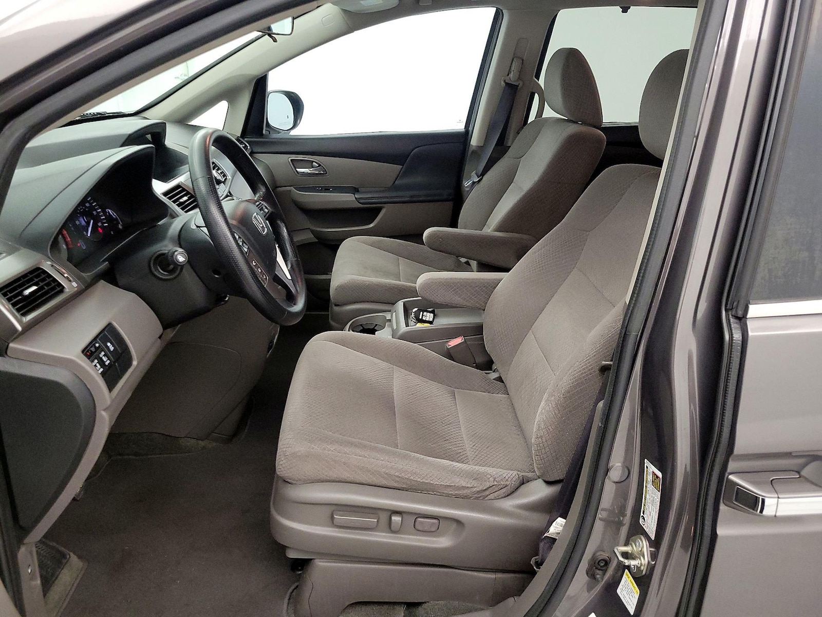 2016 Honda Odyssey EX - Photo 12