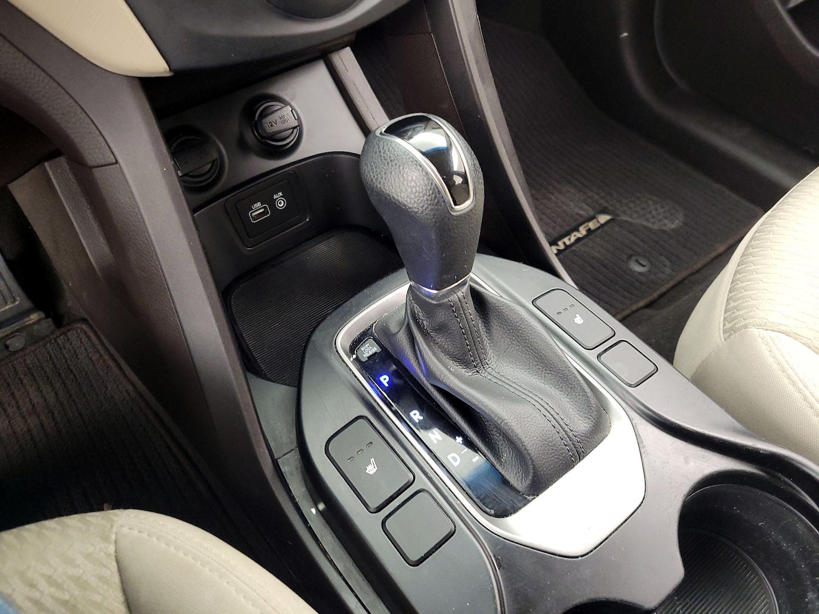 2018 Hyundai Santa Fe Sport - Photo 18