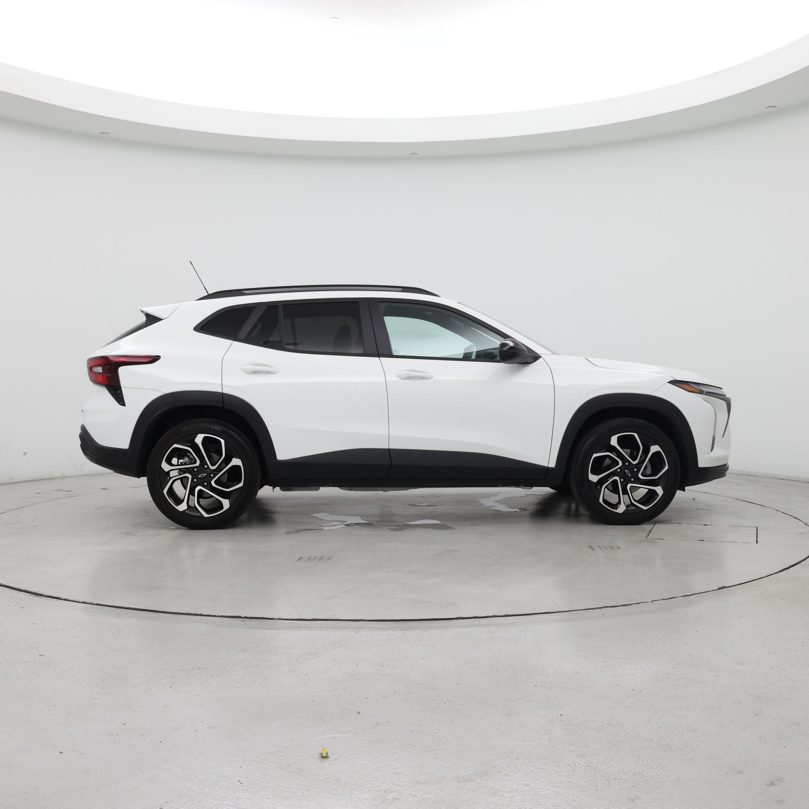 Thumbnail: 2024 Chevrolet Trax - 7