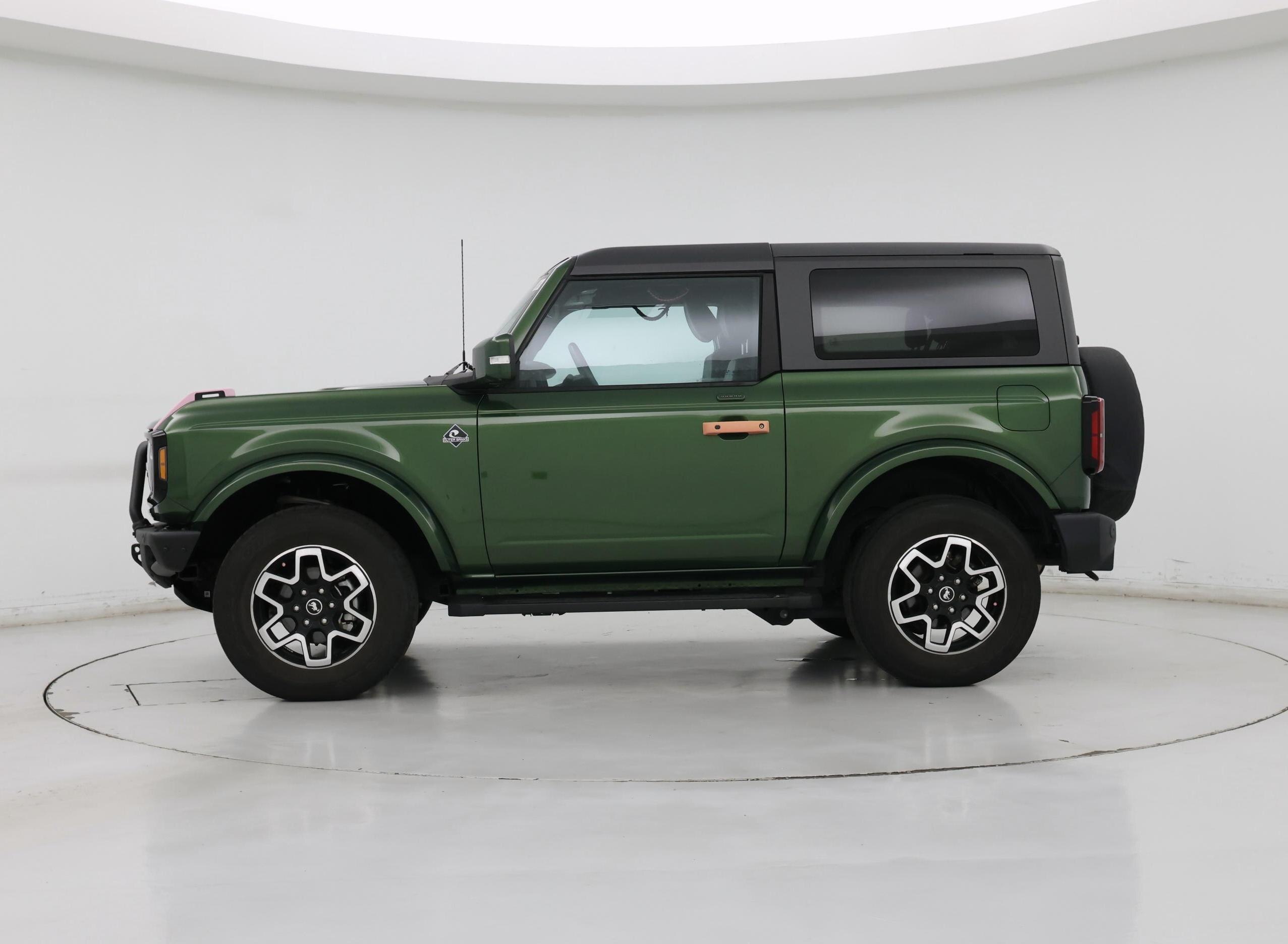 Thumbnail: 2022 Ford Bronco - 3