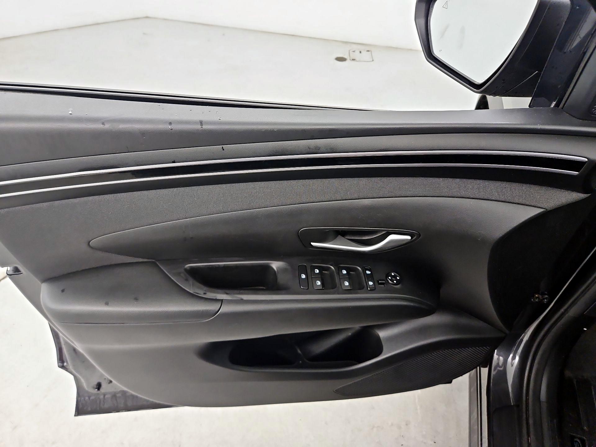 Thumbnail: 2023 Hyundai Tucson - 12