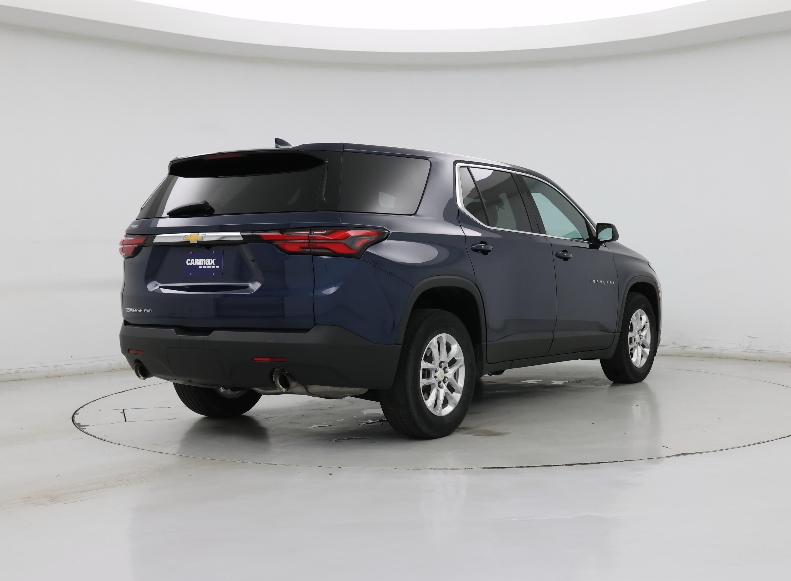 Thumbnail: 2023 Chevrolet Traverse - 8