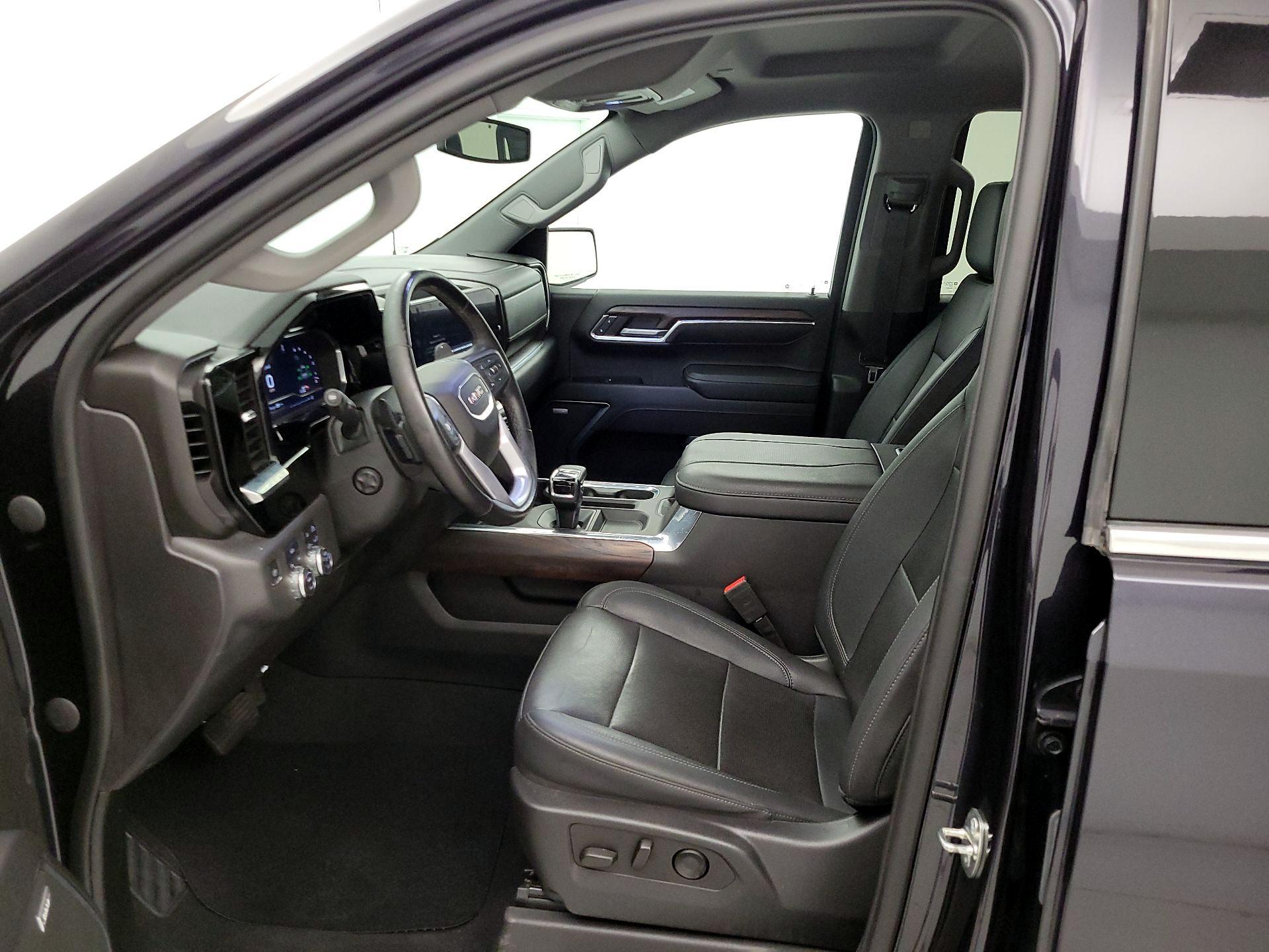 Thumbnail: 2023 GMC Sierra 1500 - 11