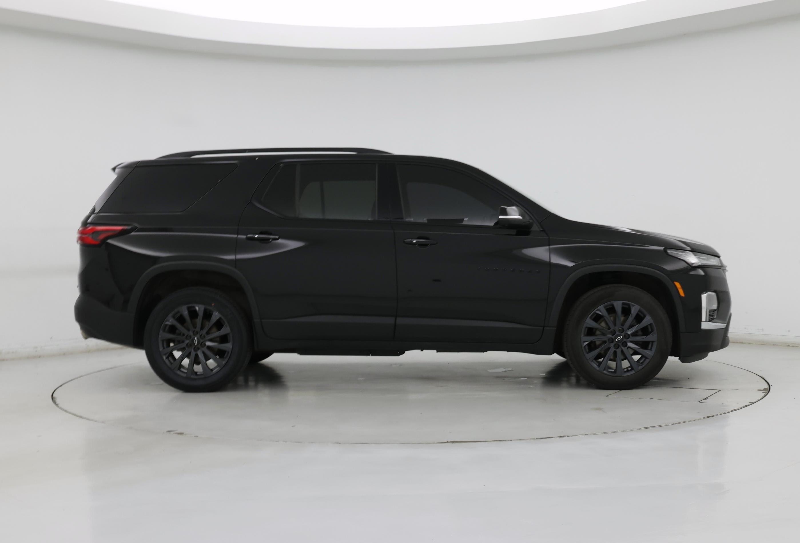 Thumbnail: 2023 Chevrolet Traverse - 7