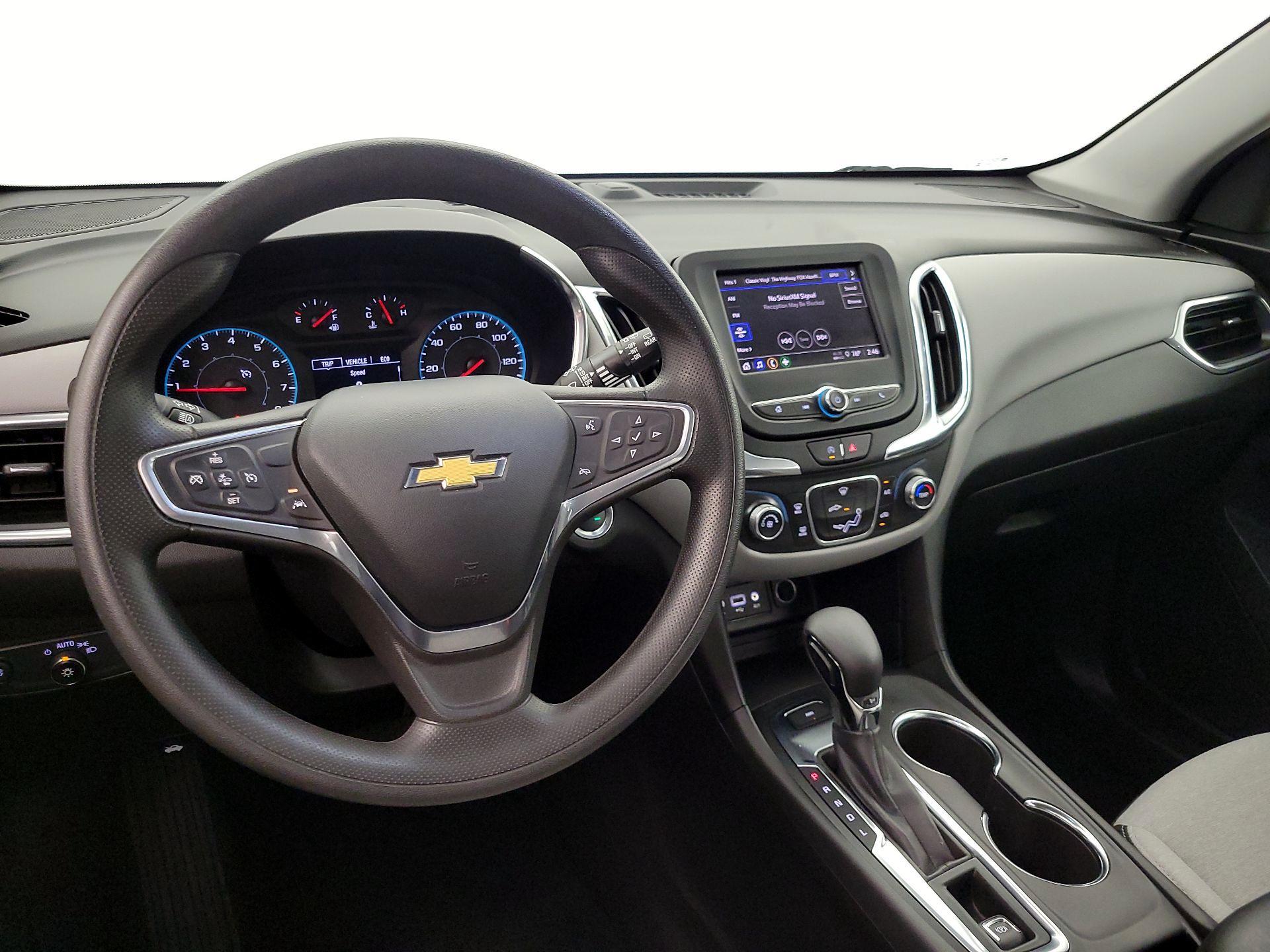 Thumbnail: 2022 Chevrolet Equinox - 9