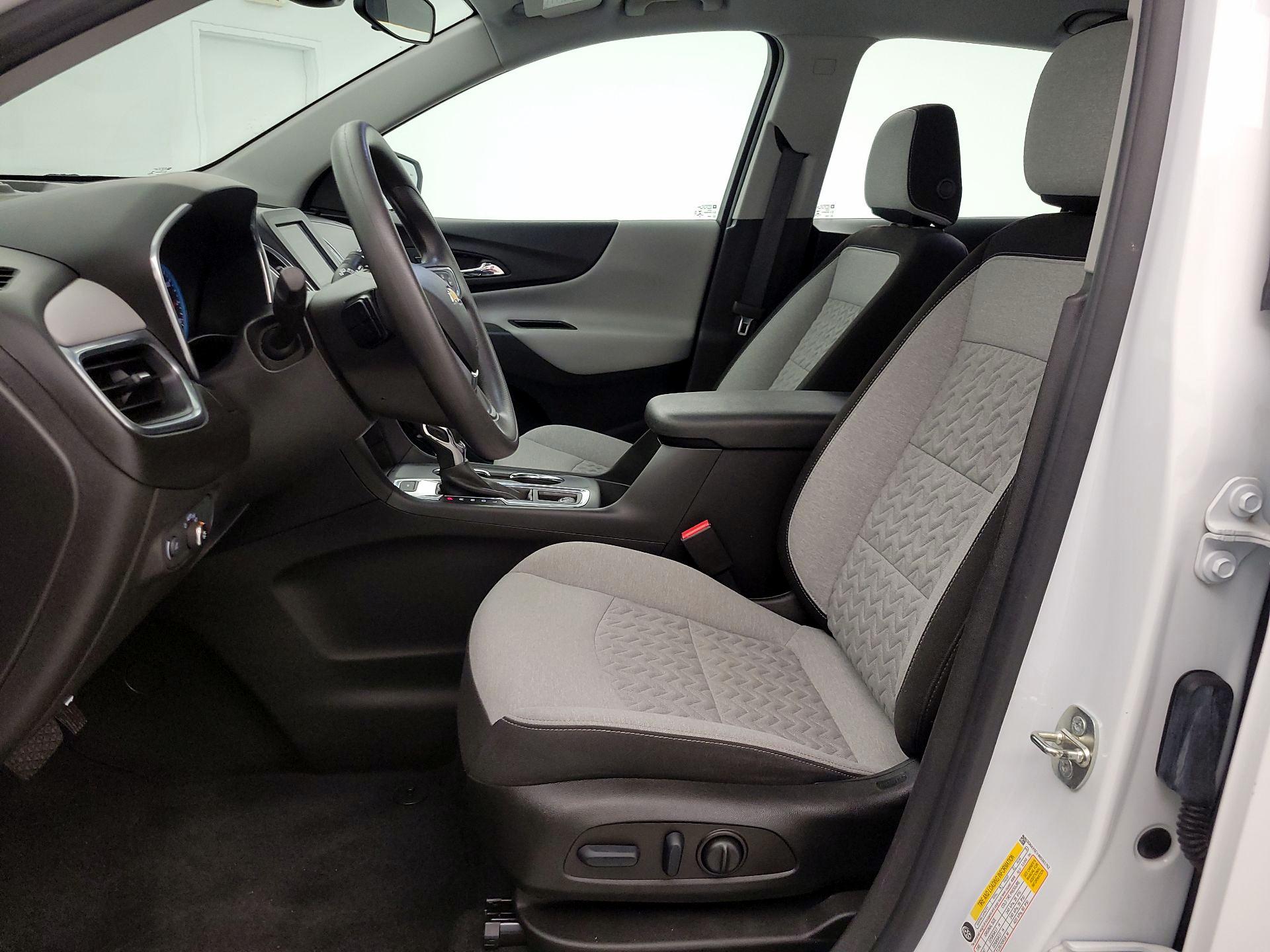 Thumbnail: 2022 Chevrolet Equinox - 11