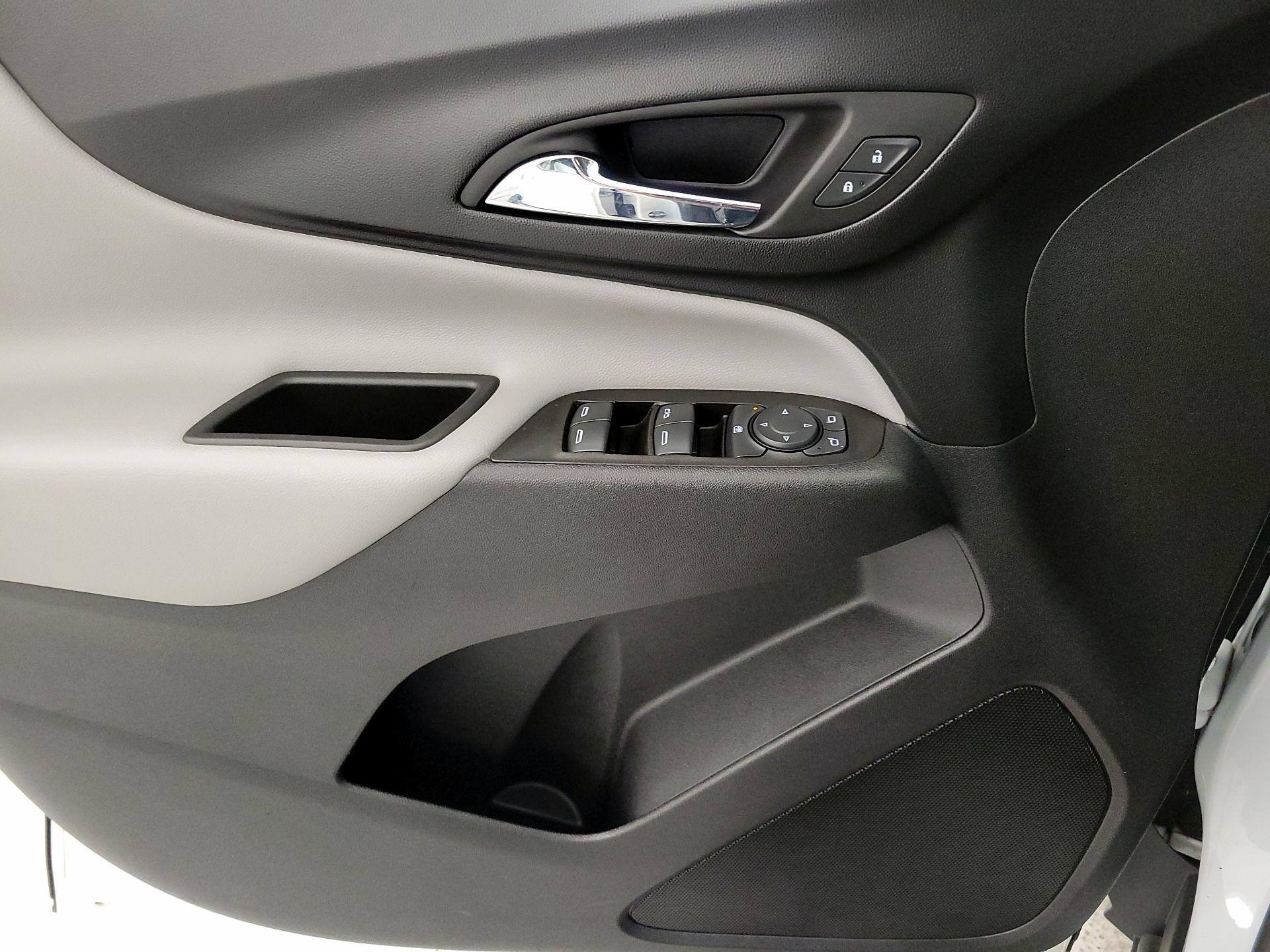 Thumbnail: 2022 Chevrolet Equinox - 12