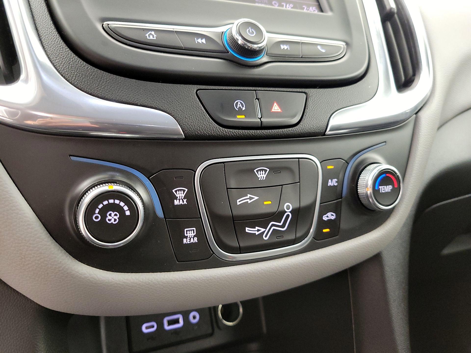 Thumbnail: 2022 Chevrolet Equinox - 16