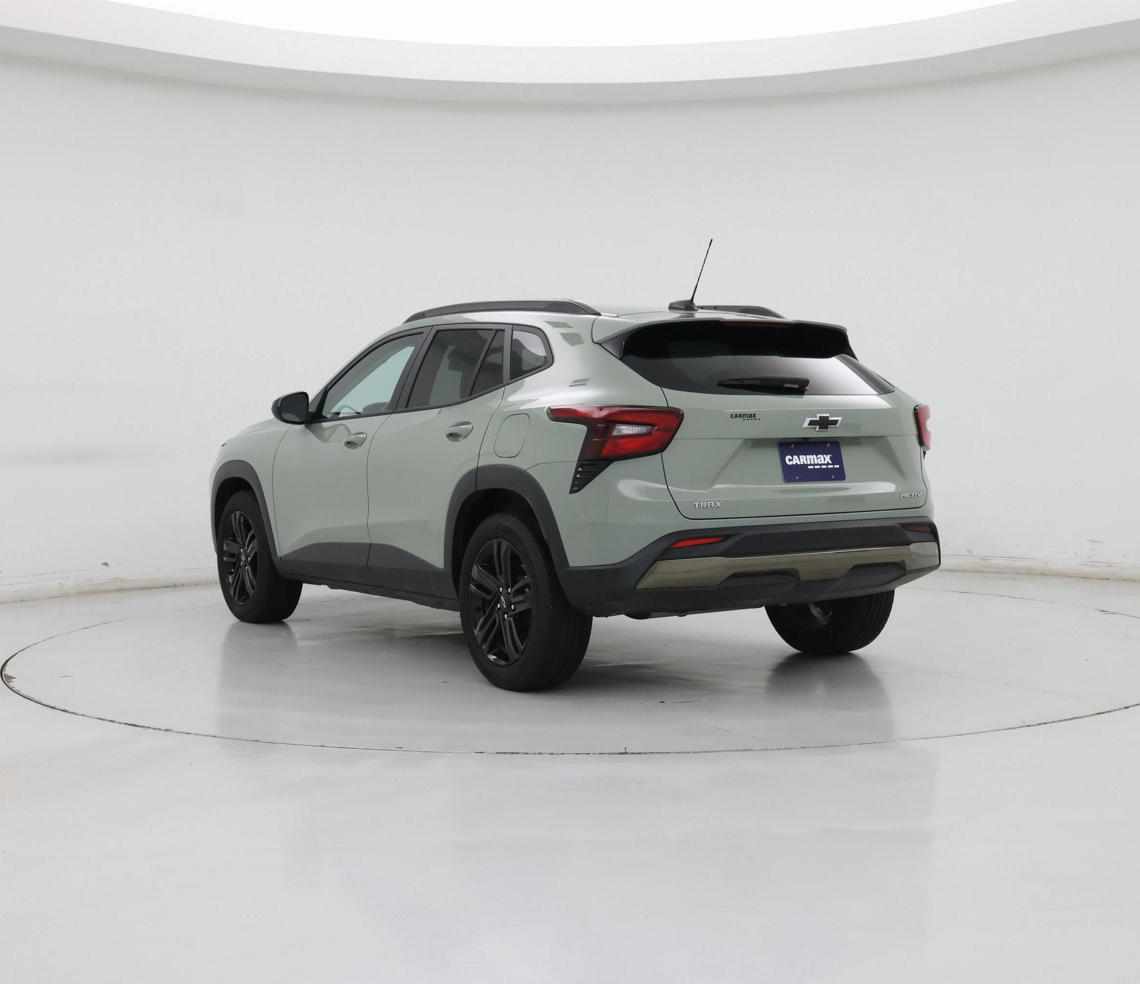 Thumbnail: 2025 Chevrolet Trax - 2