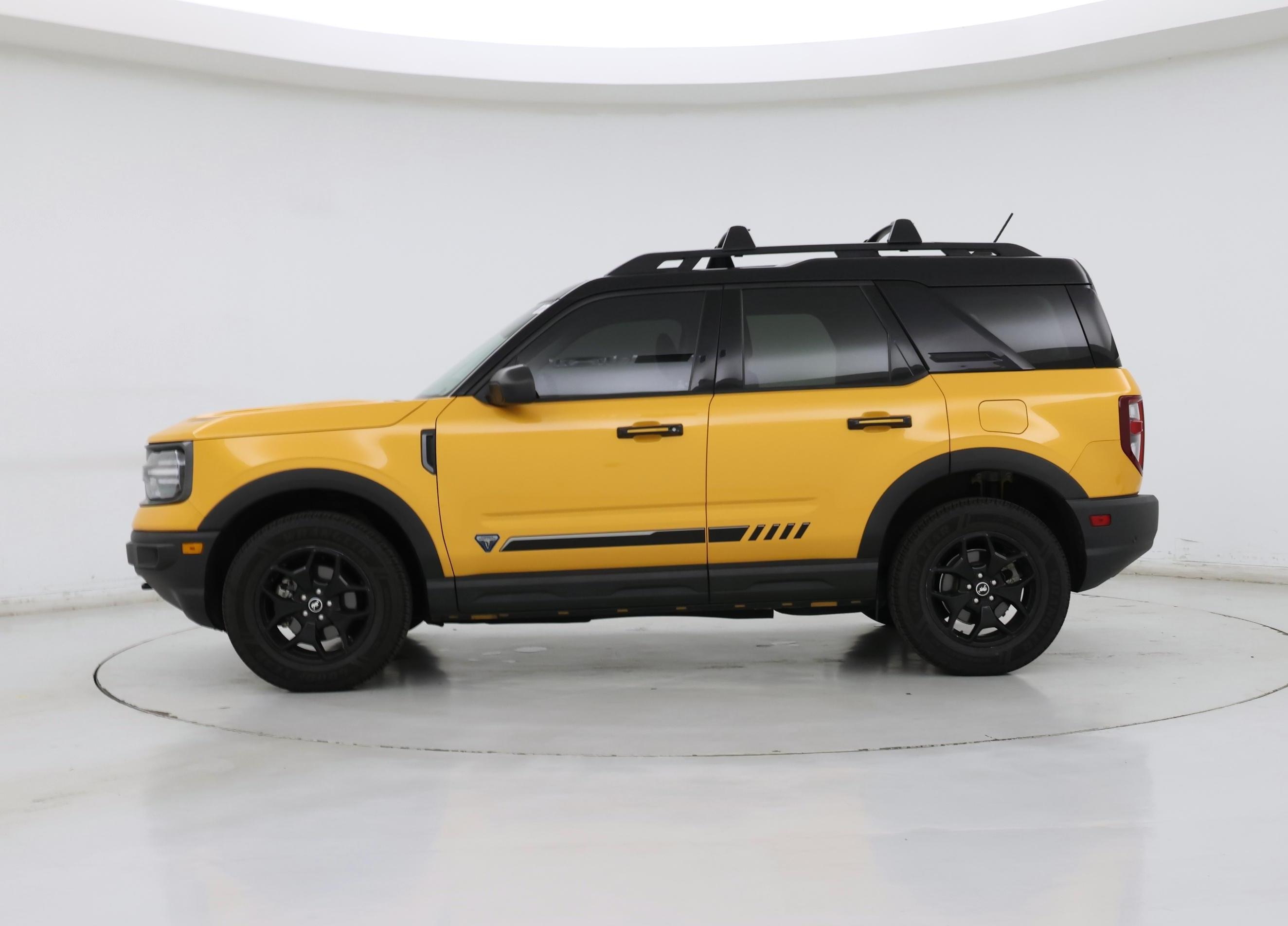 Thumbnail: 2021 Ford Bronco Sport - 3