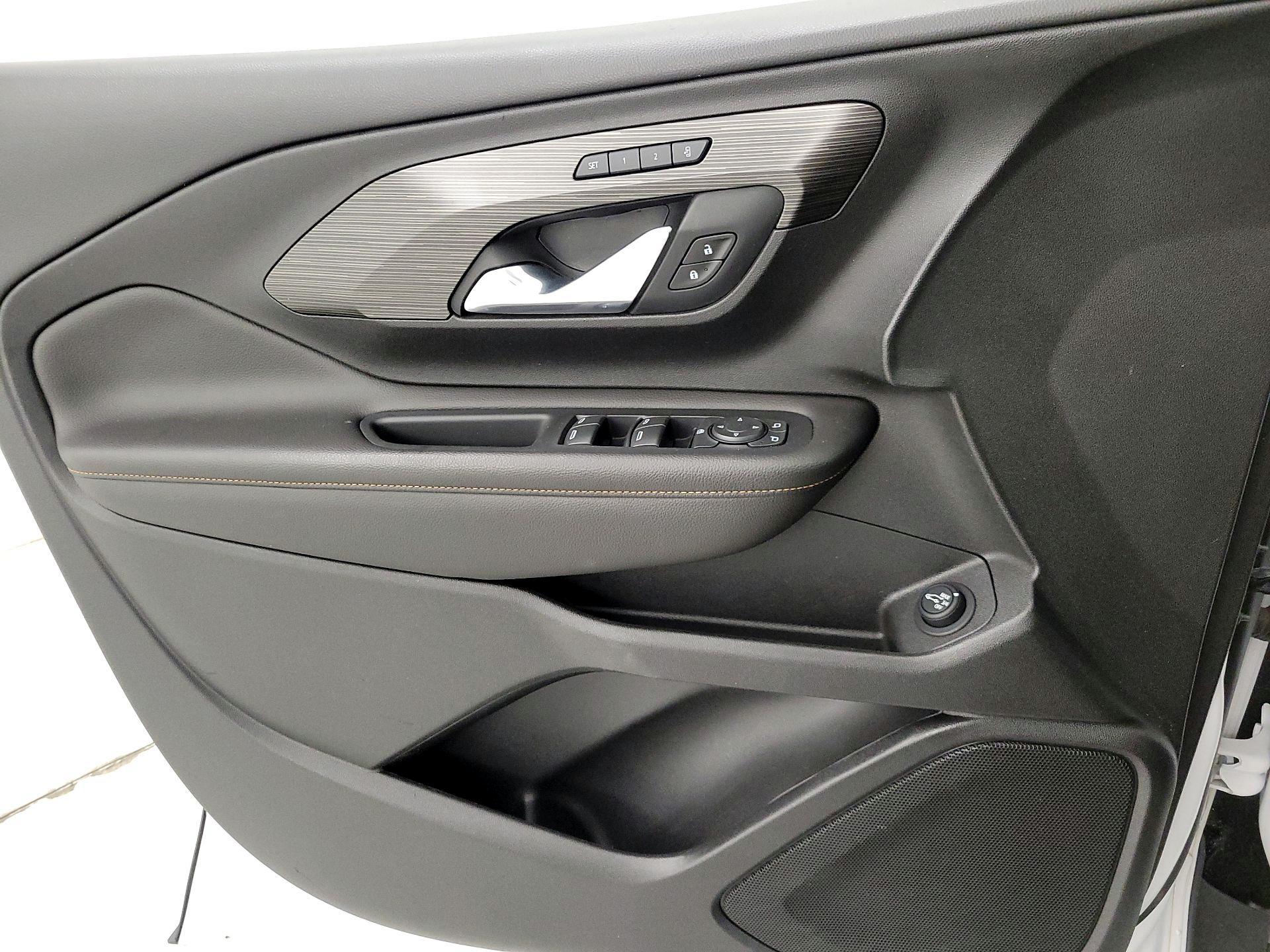 Thumbnail: 2021 GMC Terrain - 12