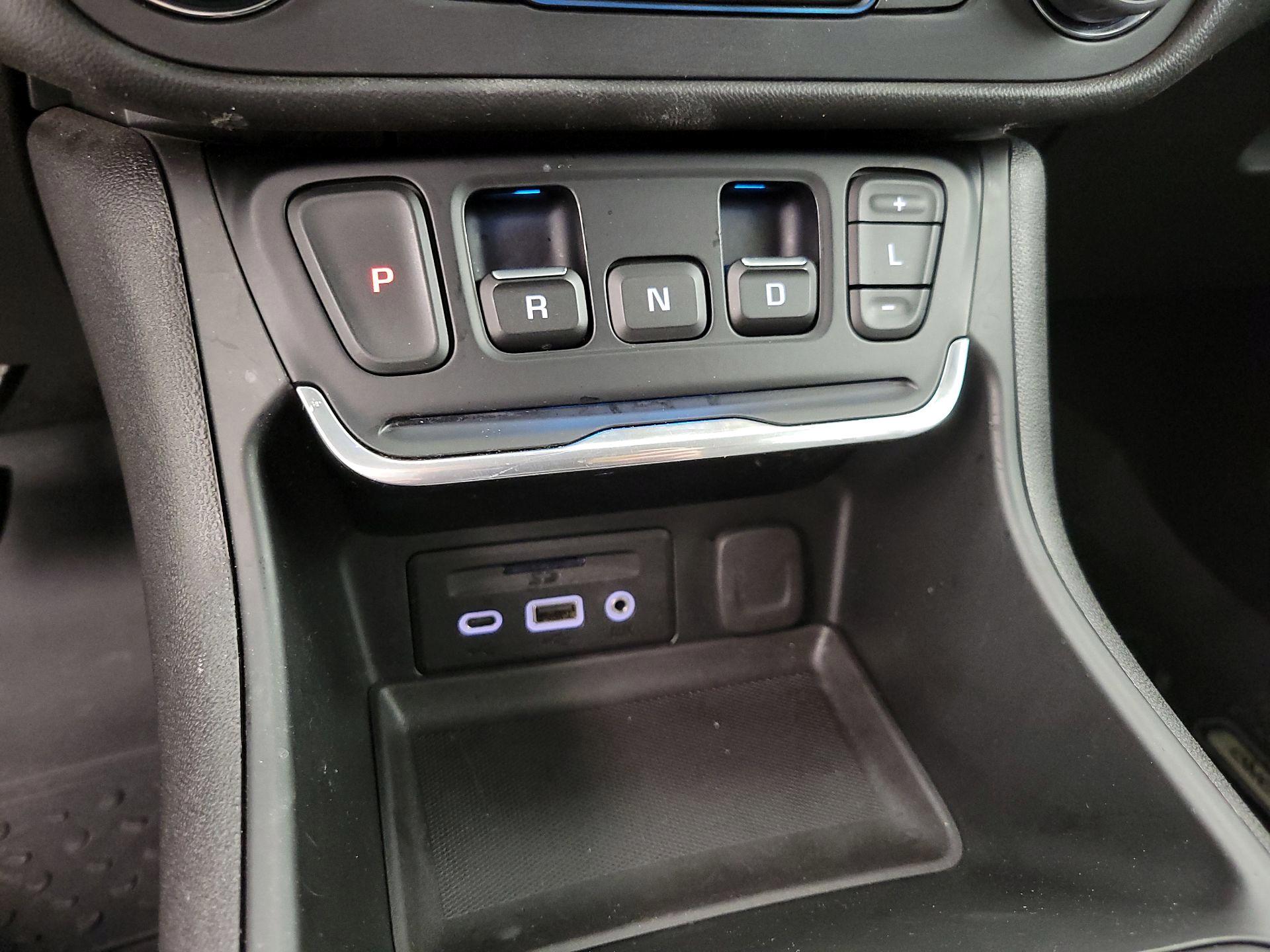 Thumbnail: 2021 GMC Terrain - 17