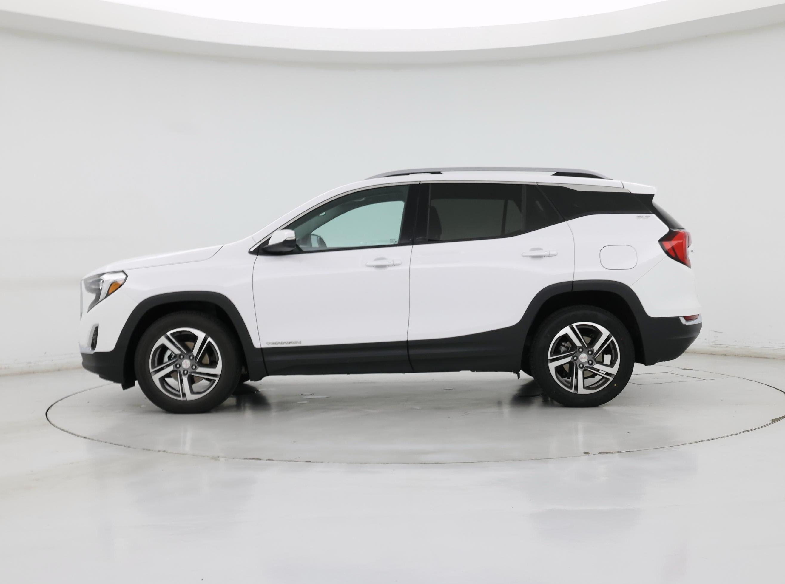 Thumbnail: 2021 GMC Terrain - 3