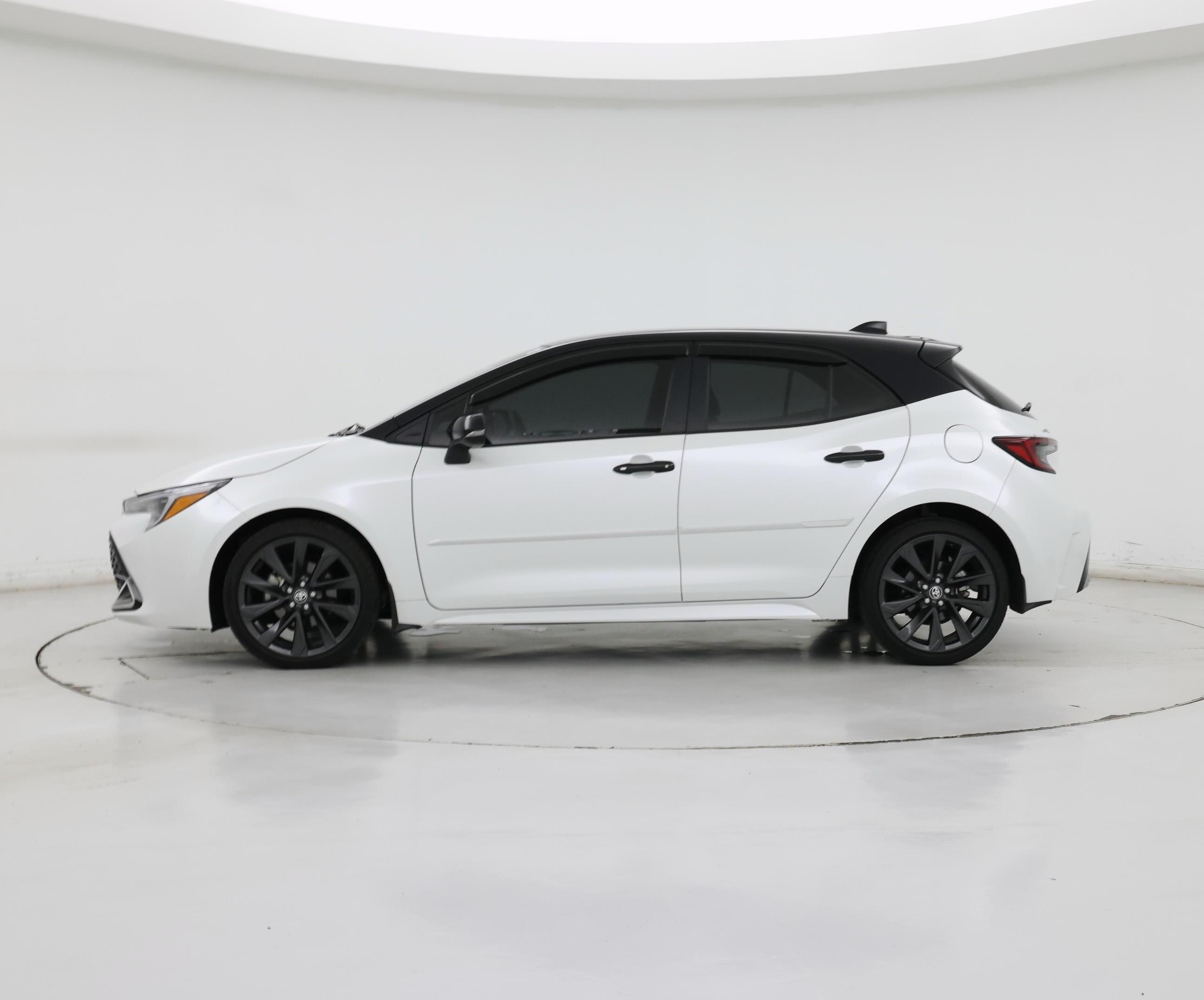 Thumbnail: 2024 Toyota Corolla - 3